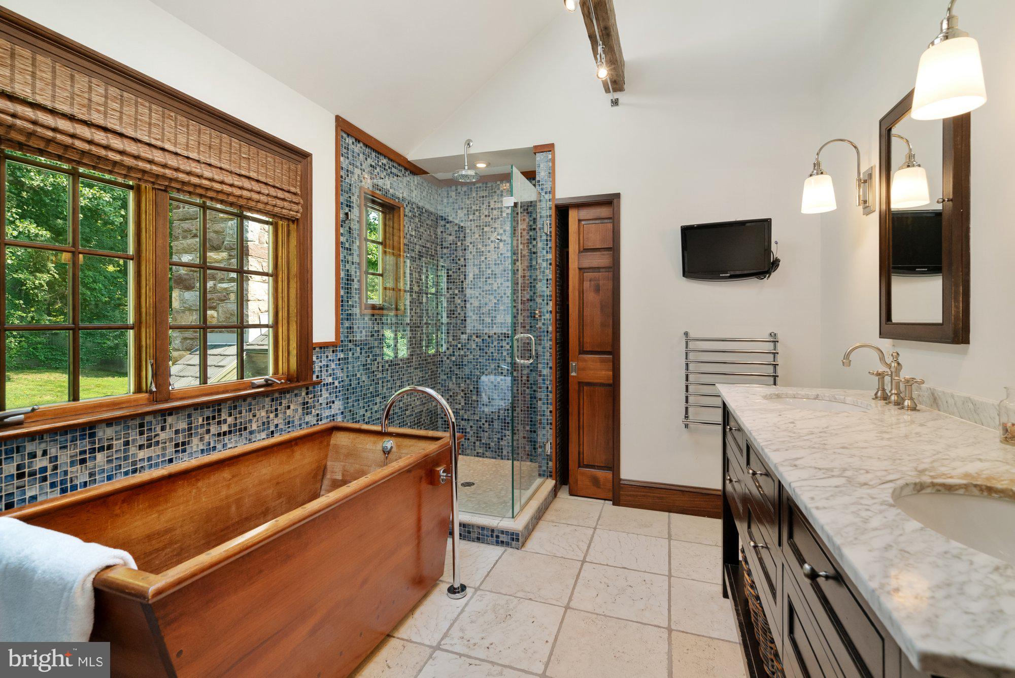 HAWK RIDGE - Residential