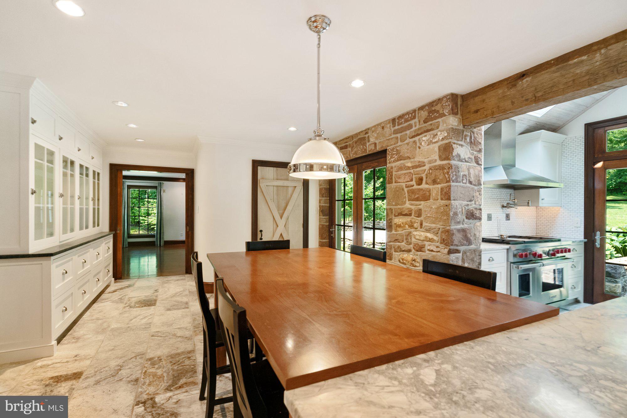 HAWK RIDGE - Residential