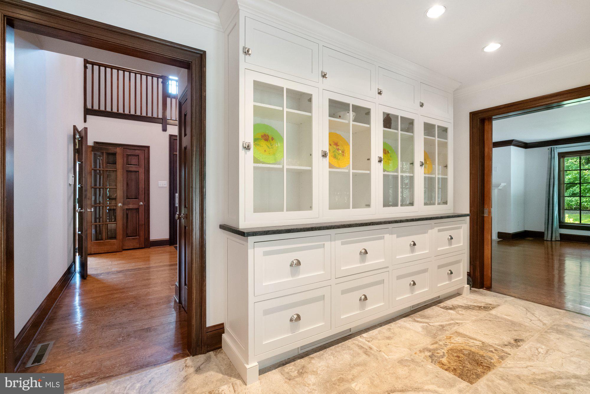 HAWK RIDGE - Residential