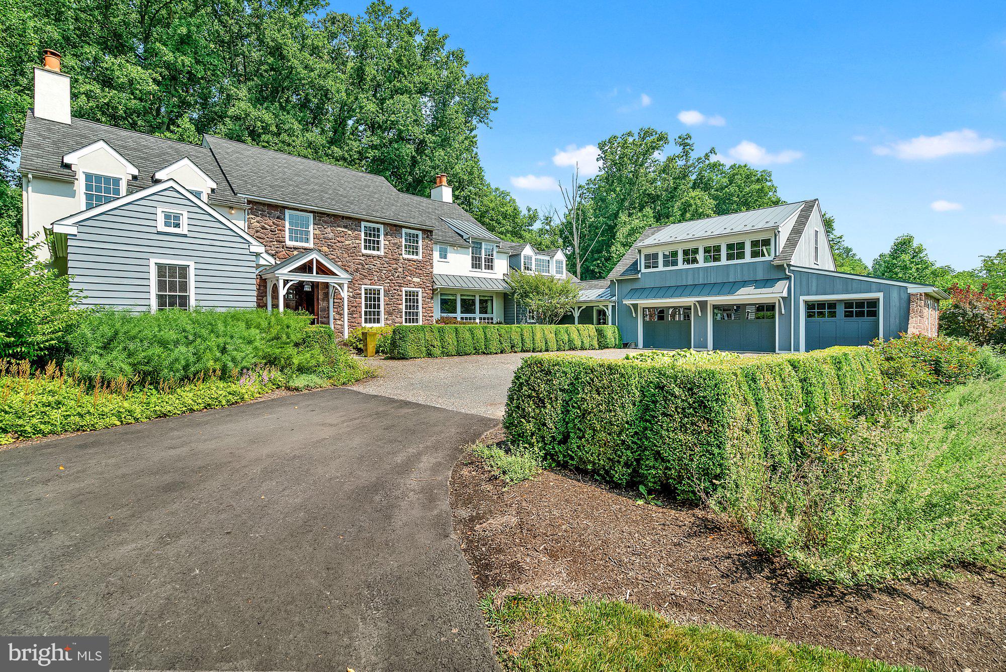 HAWK RIDGE - Residential
