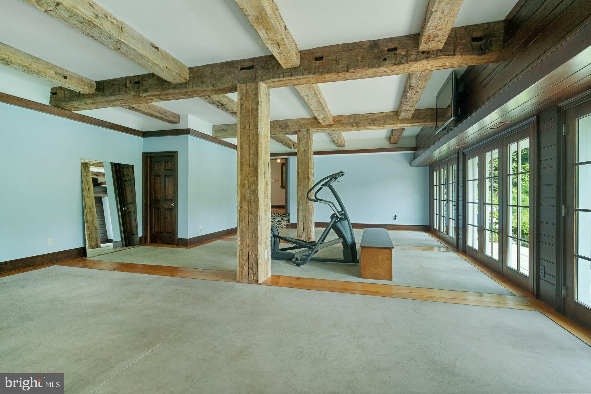HAWK RIDGE - Residential