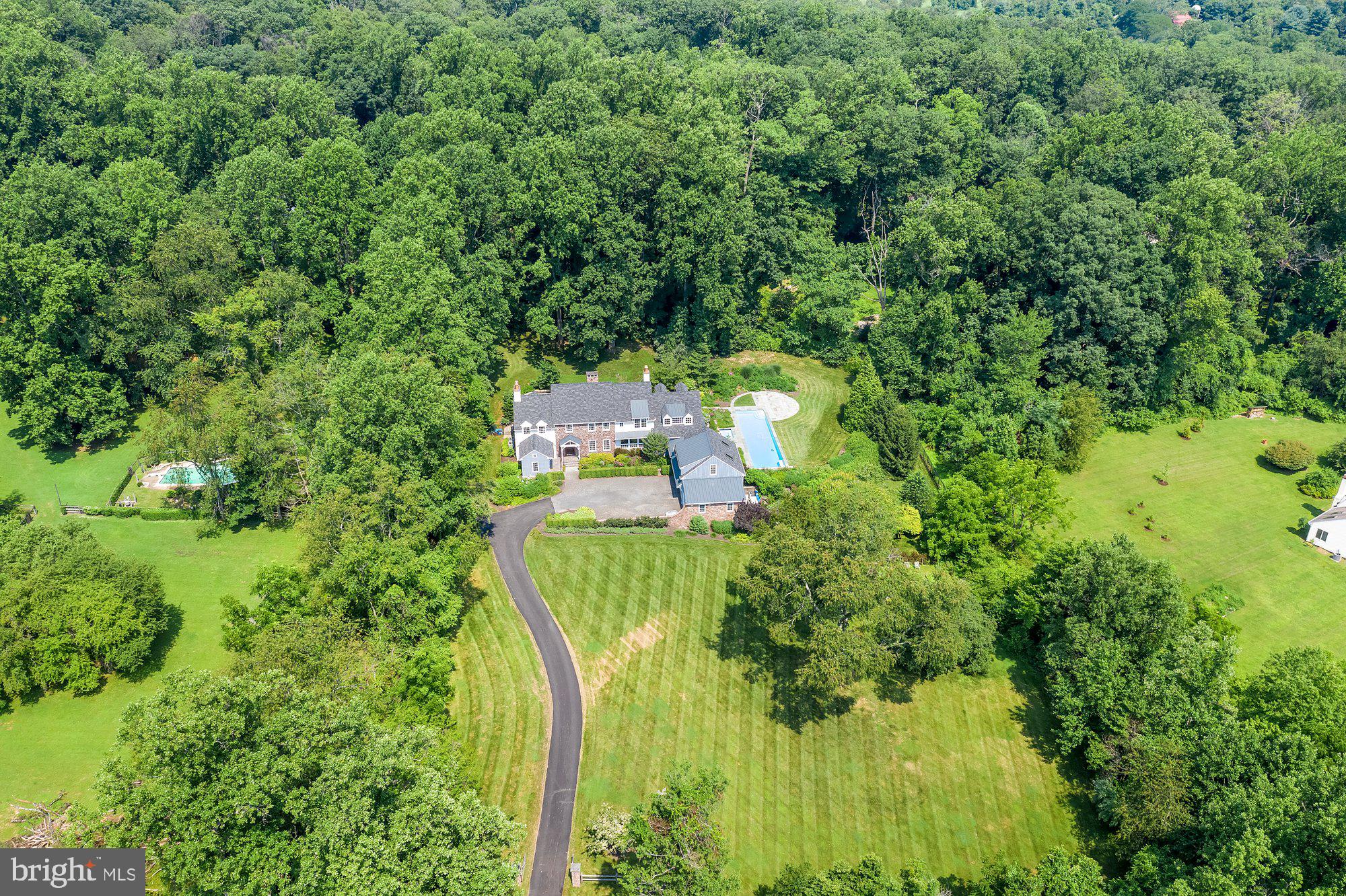 HAWK RIDGE - Residential