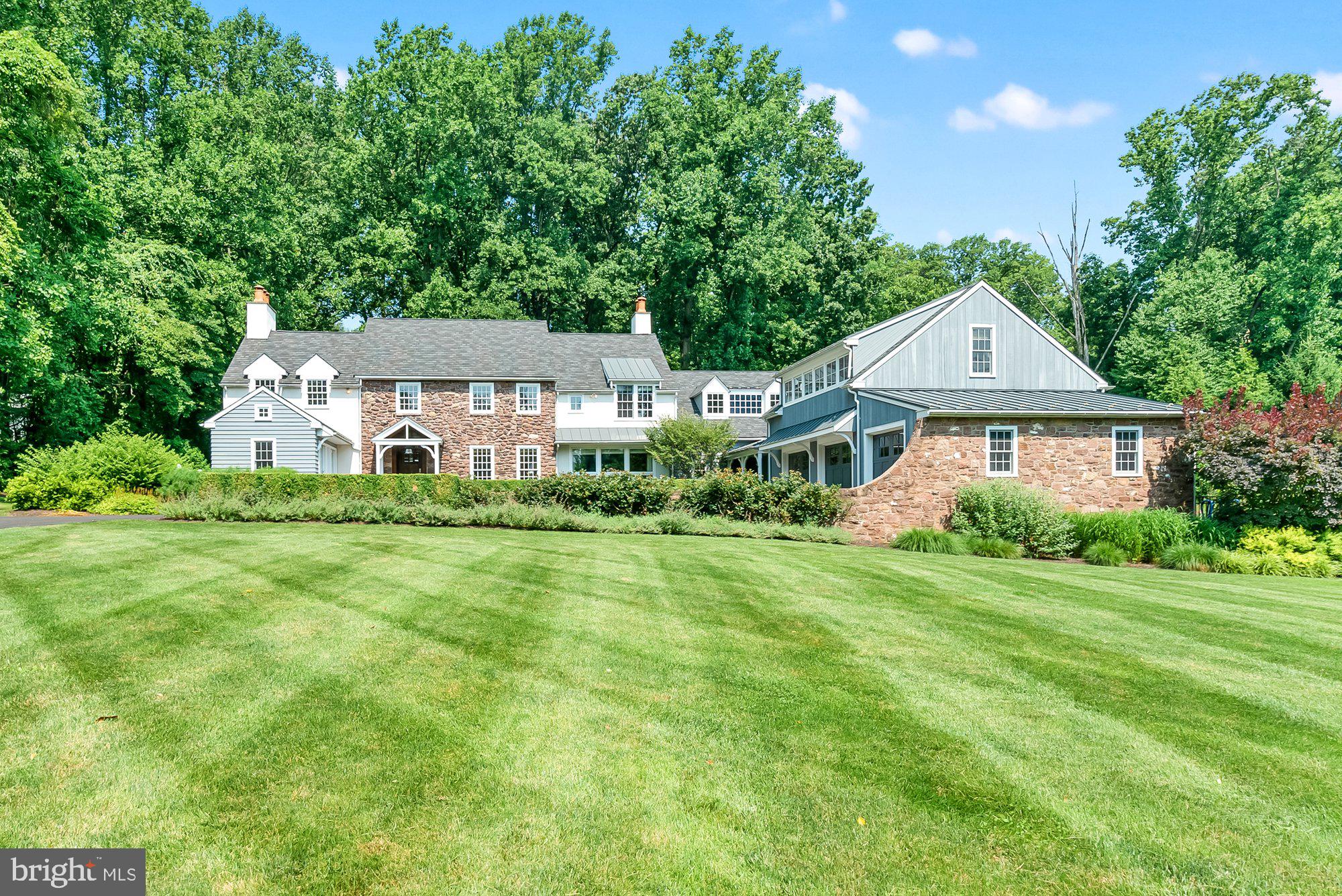HAWK RIDGE - Residential