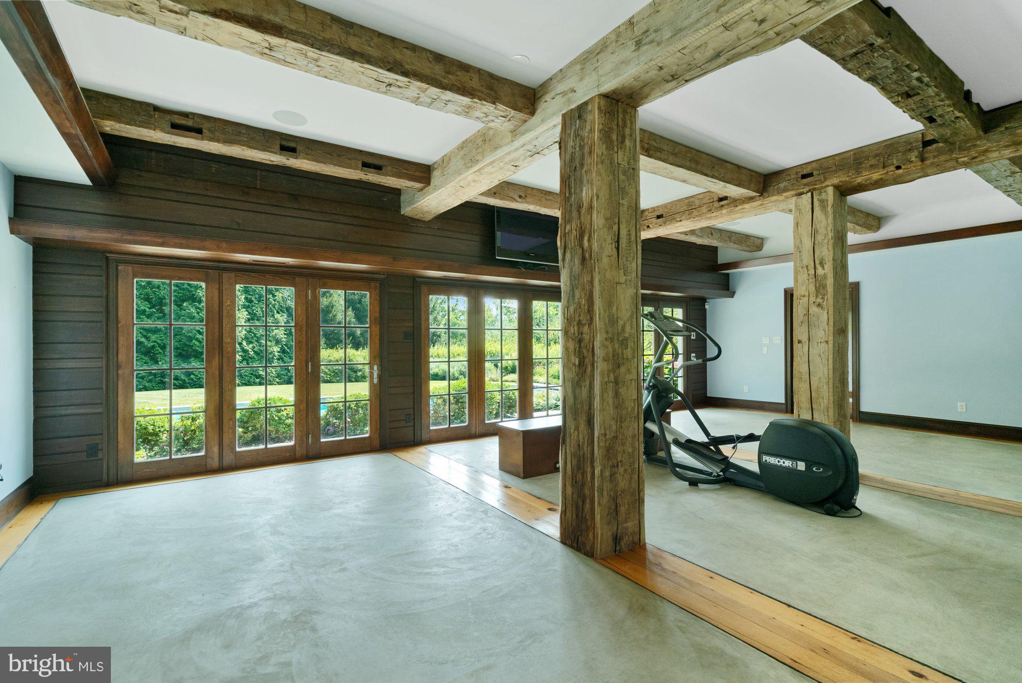 HAWK RIDGE - Residential