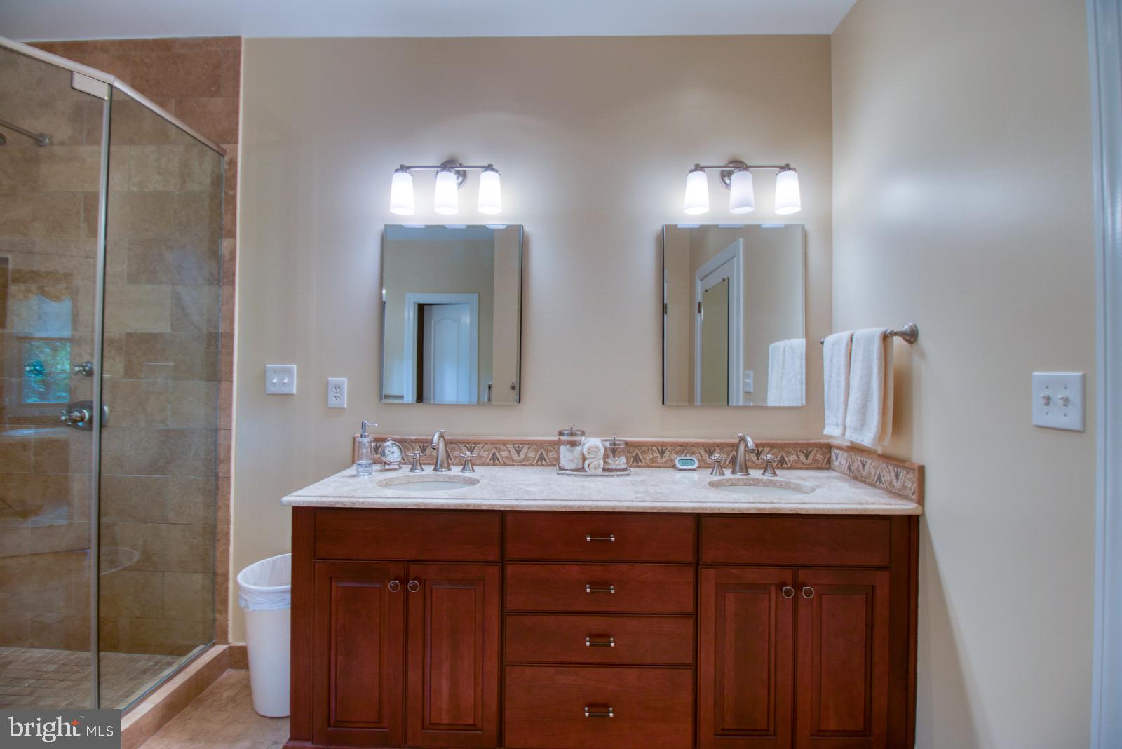 NORTH CHEVY CHASE - Residential