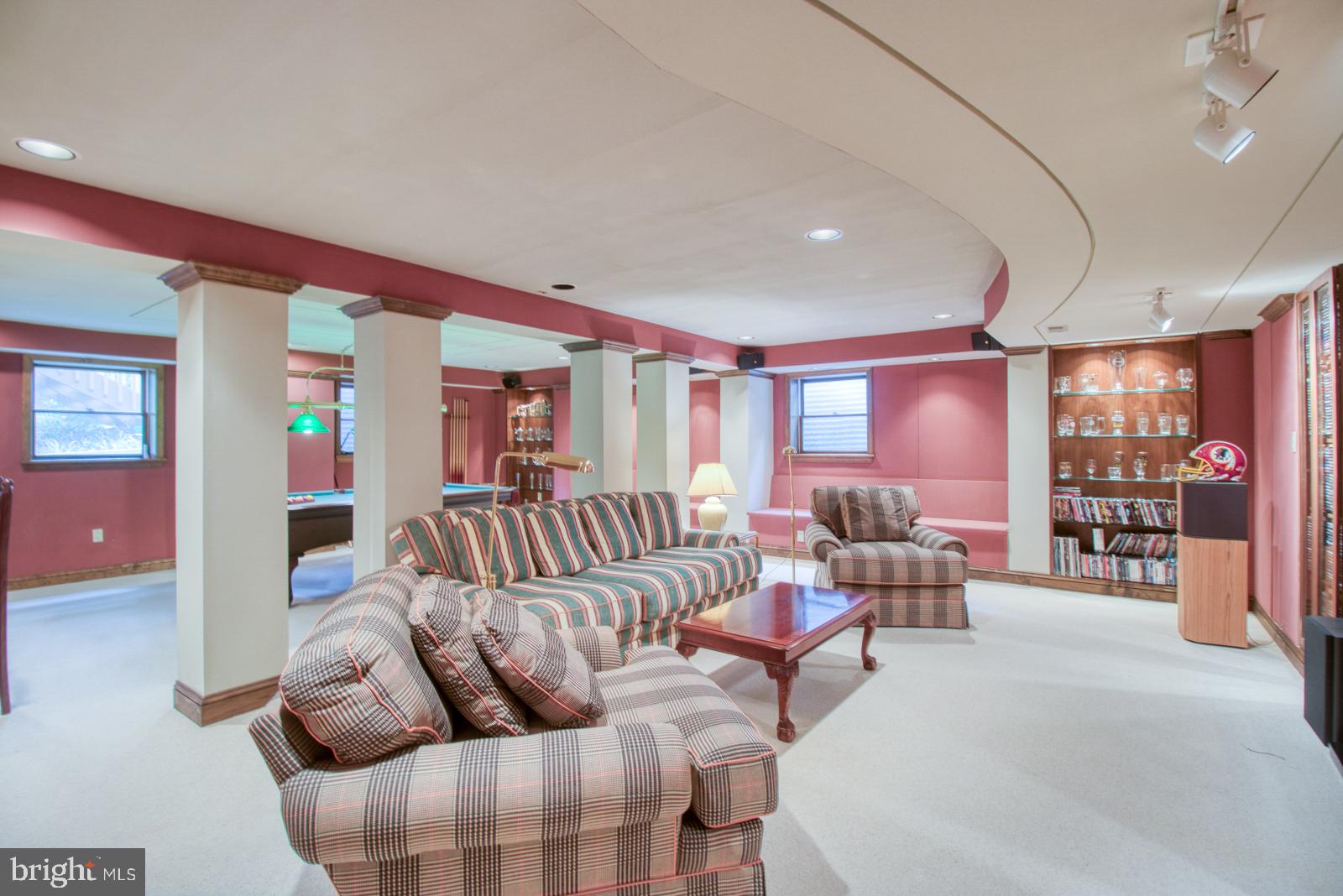 NORTH CHEVY CHASE - Residential