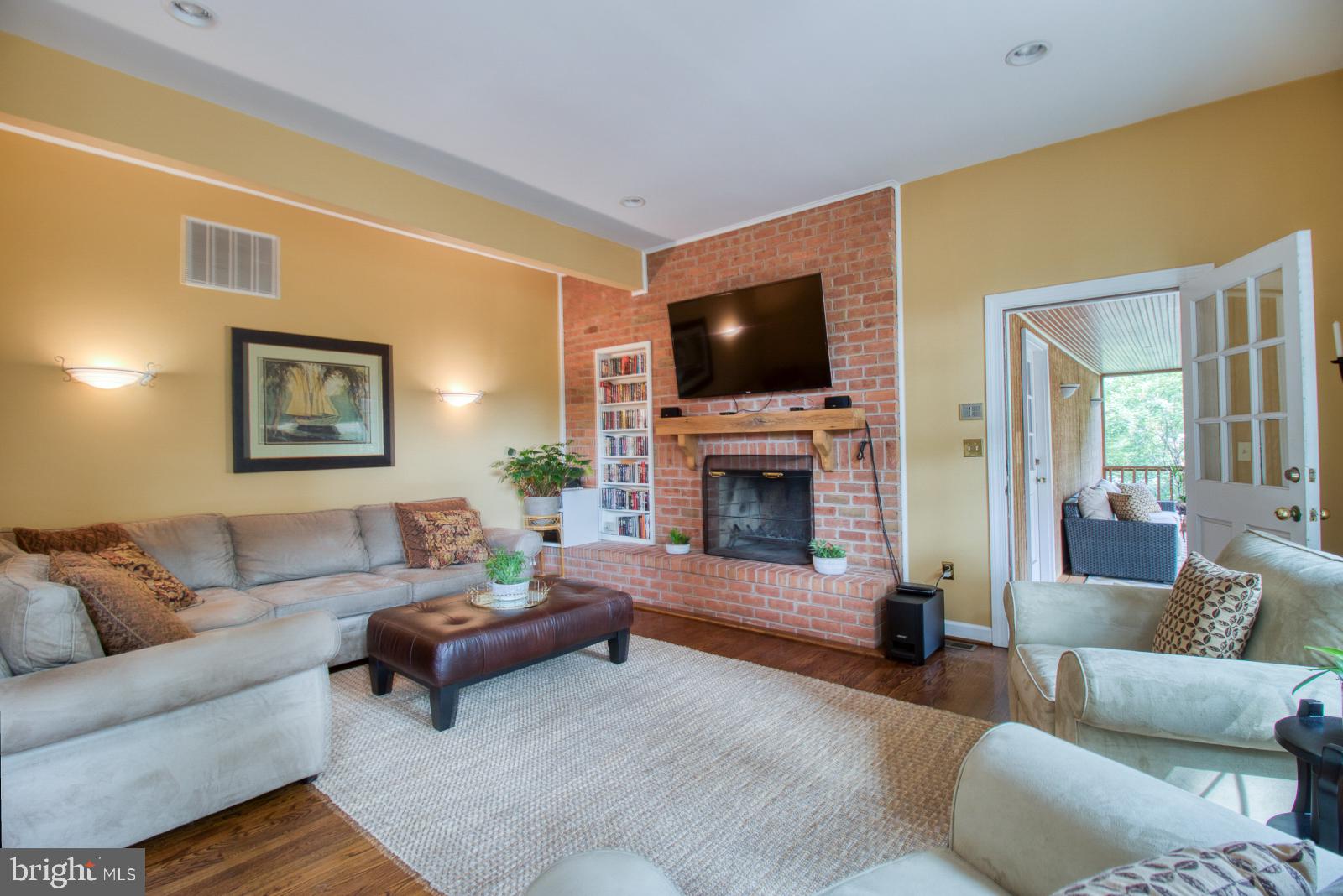 NORTH CHEVY CHASE - Residential