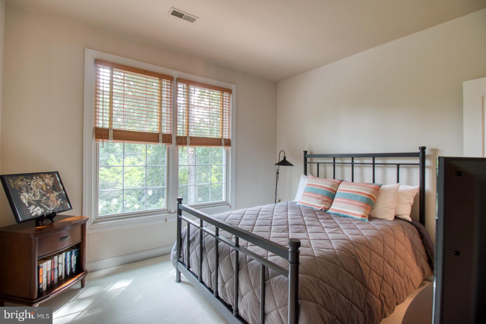 NORTH CHEVY CHASE - Residential