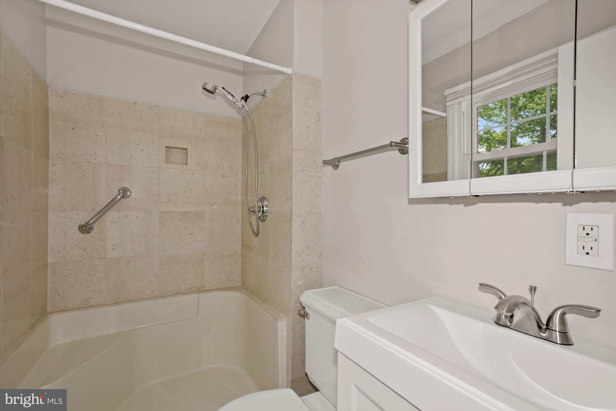 SARATOGA - Residential Lease