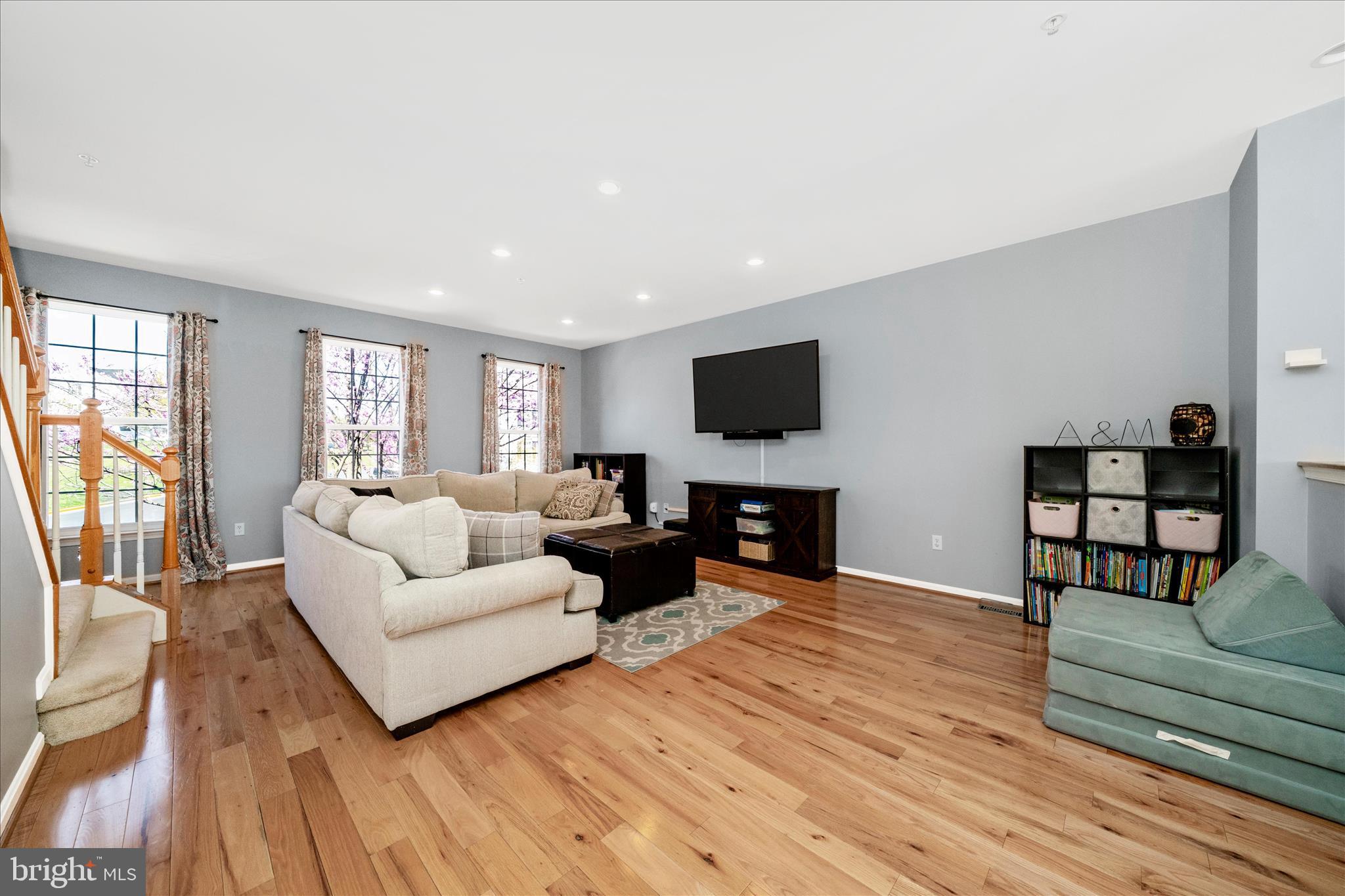 OVERLOOK - Residential