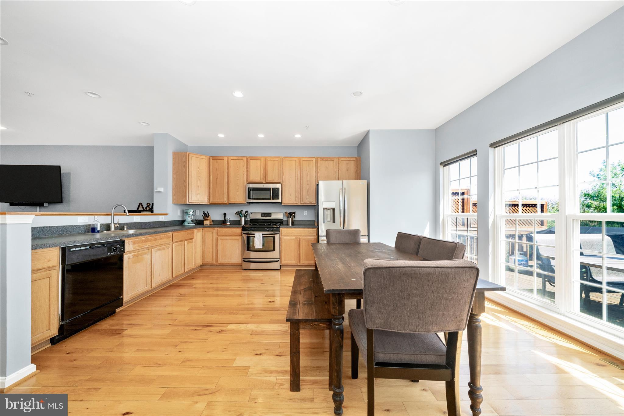 OVERLOOK - Residential