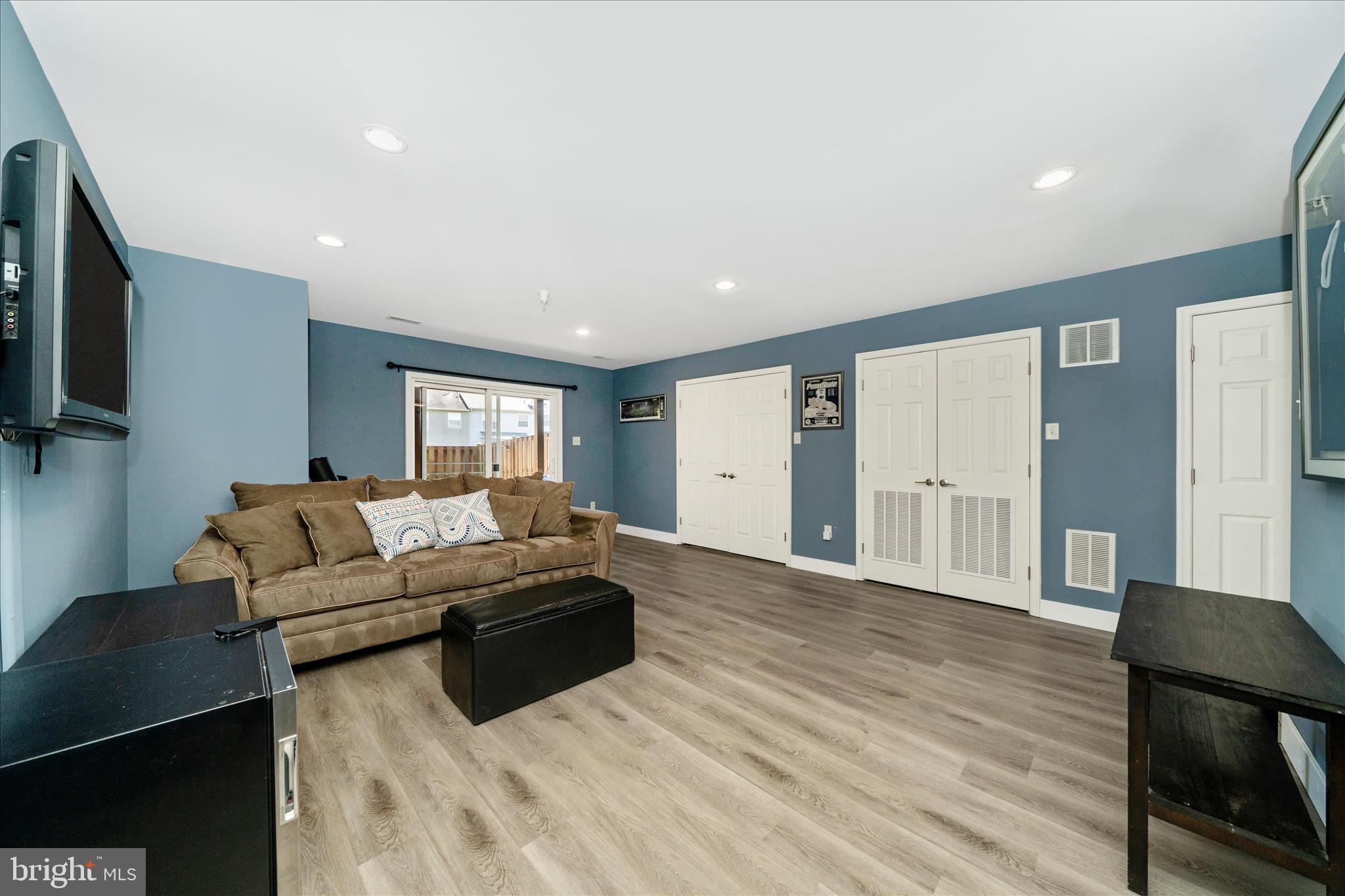 OVERLOOK - Residential