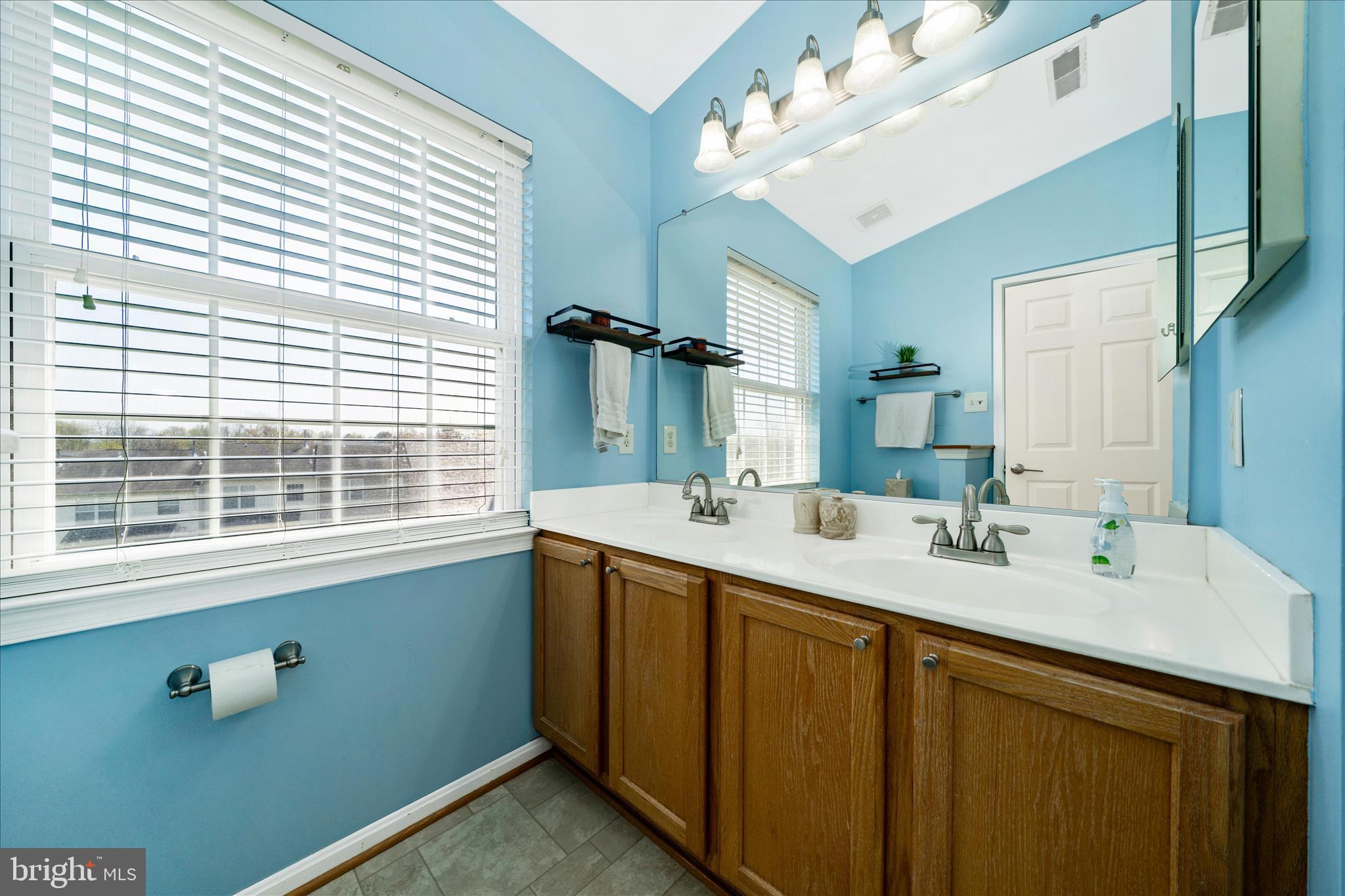 OVERLOOK - Residential