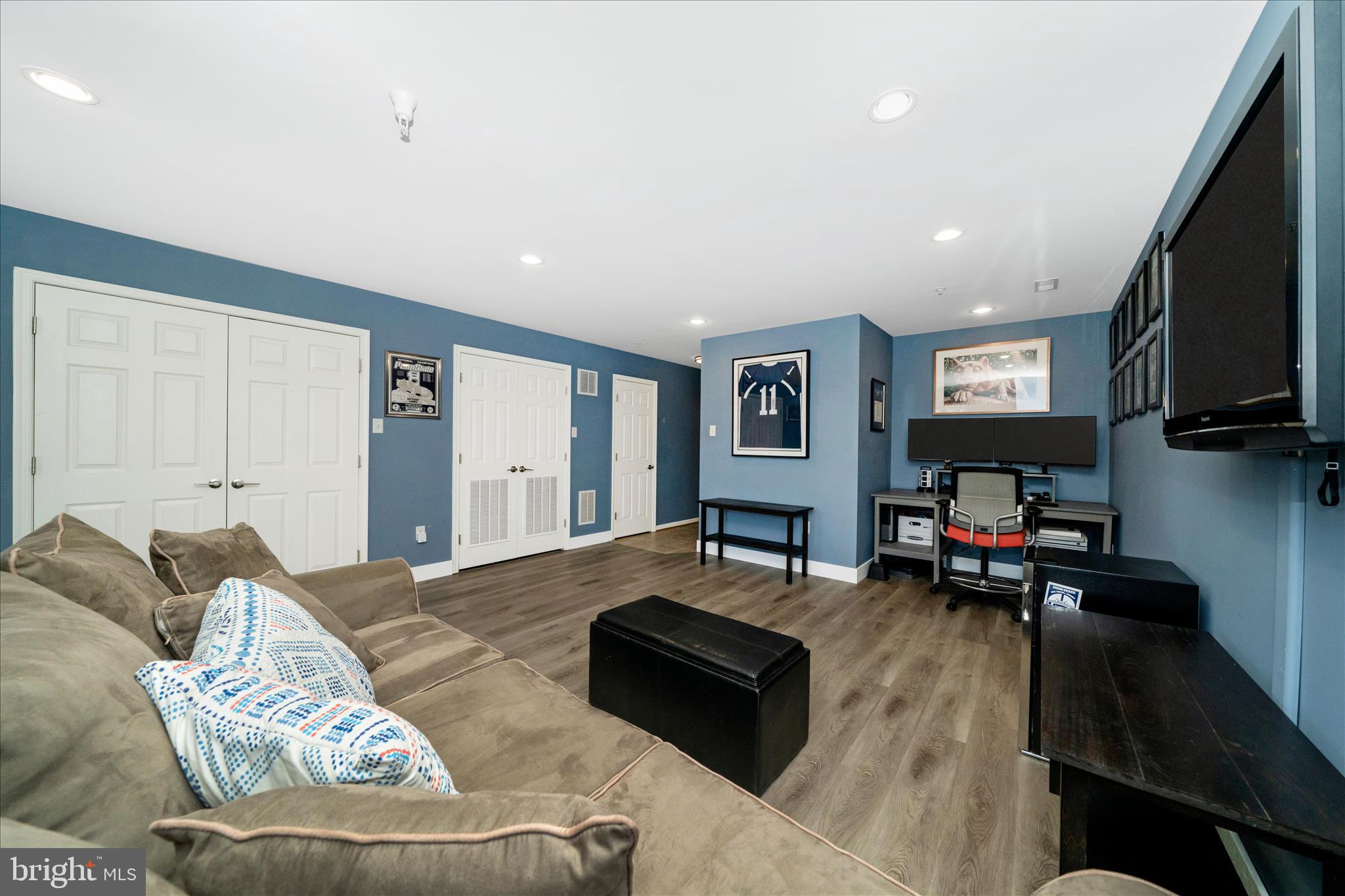 OVERLOOK - Residential