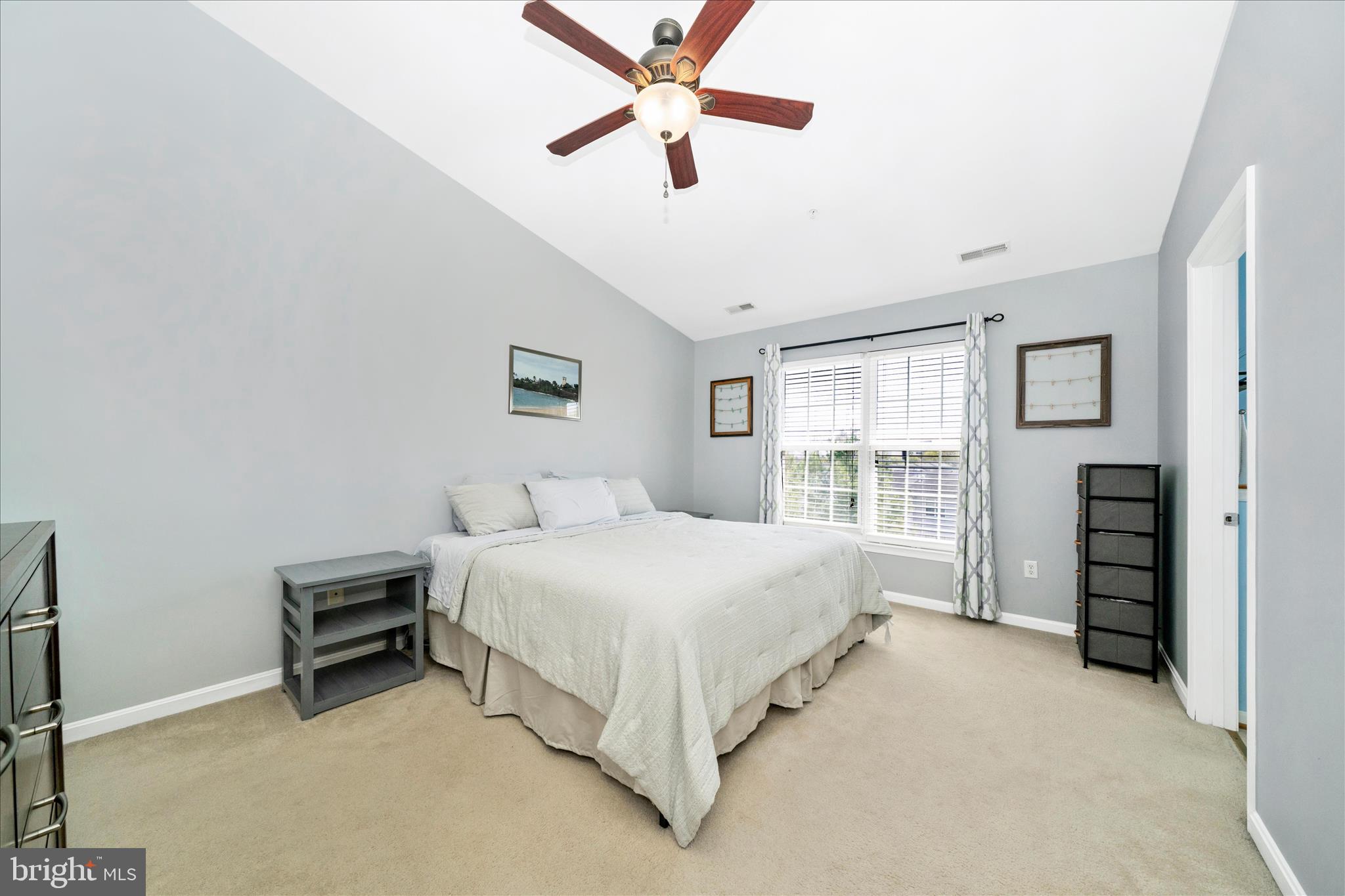 OVERLOOK - Residential