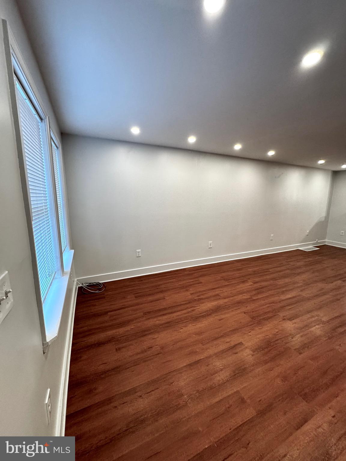 NEWBOLD - Residential