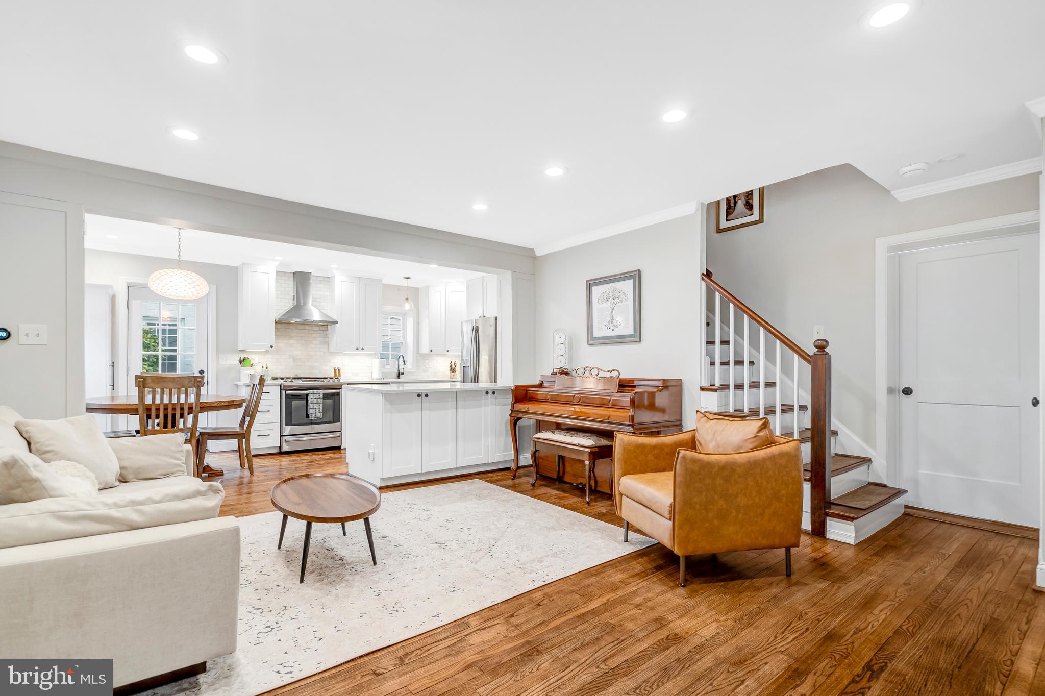 WOODMOOR - Residential