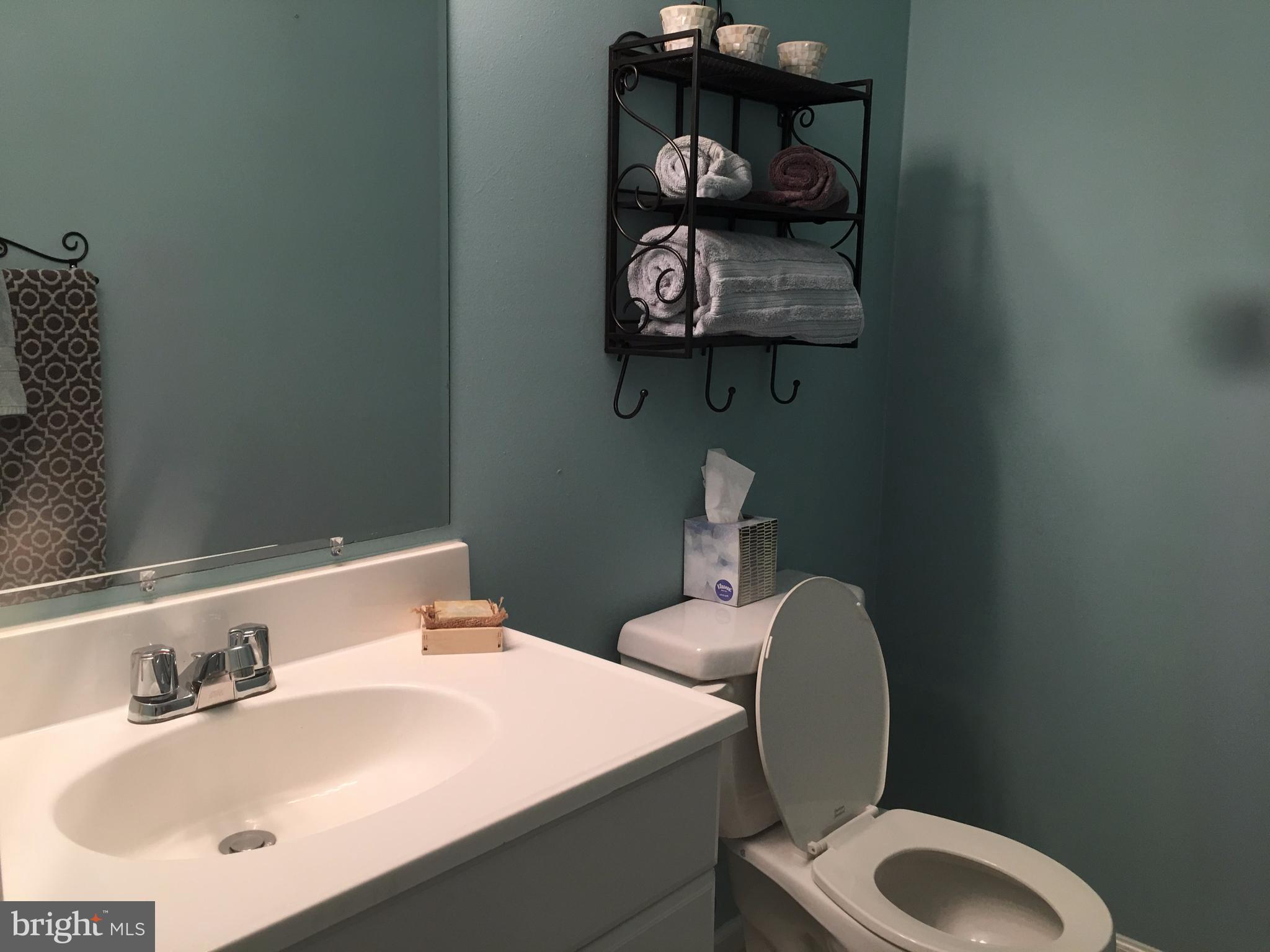 RIVER OAKS - Residential Lease