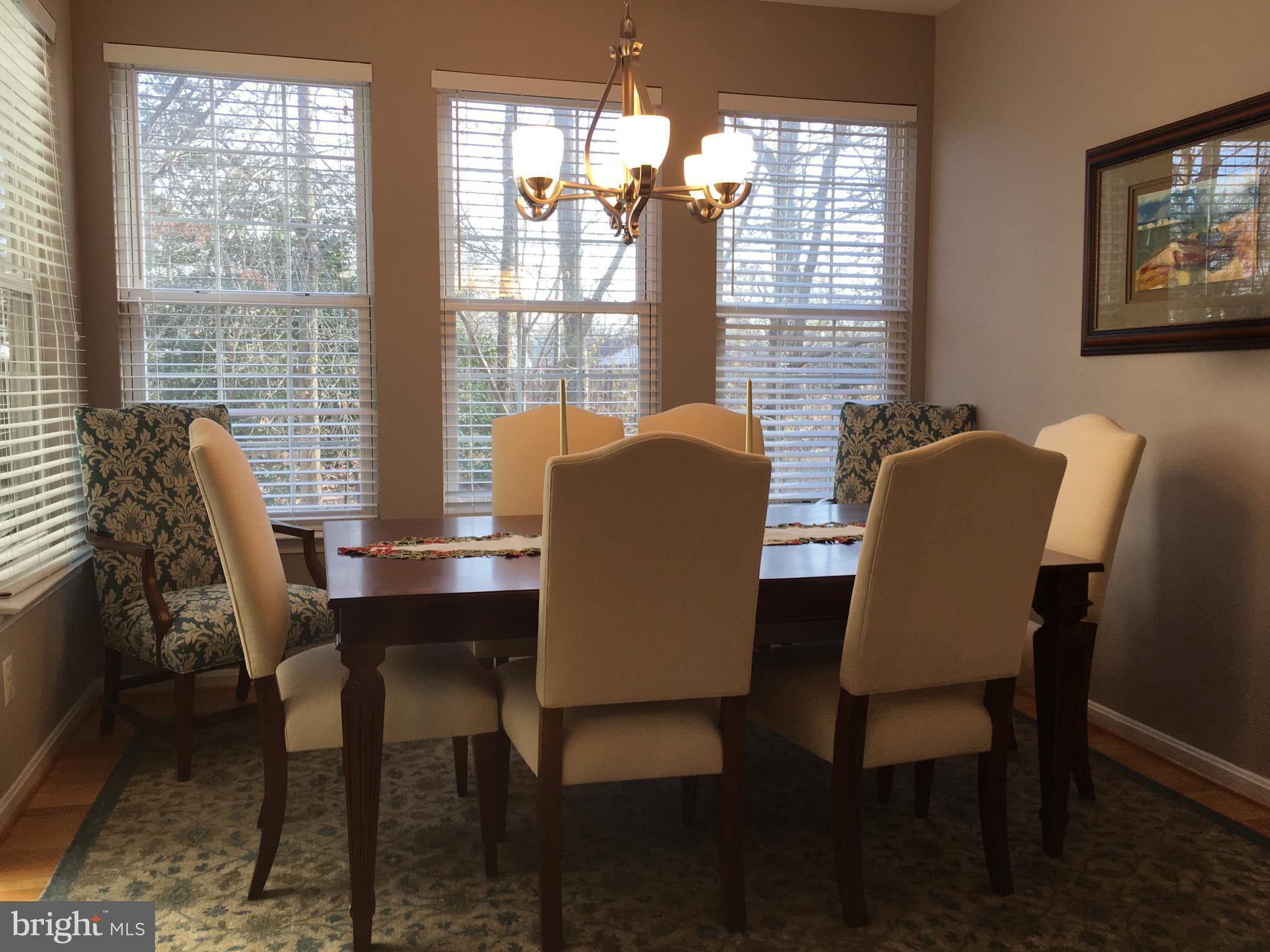 RIVER OAKS - Residential Lease