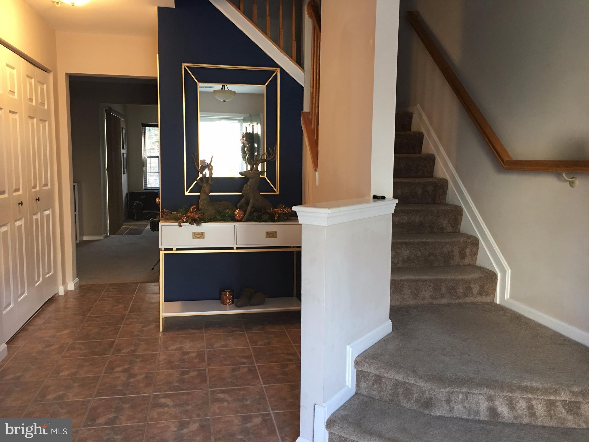 RIVER OAKS - Residential Lease