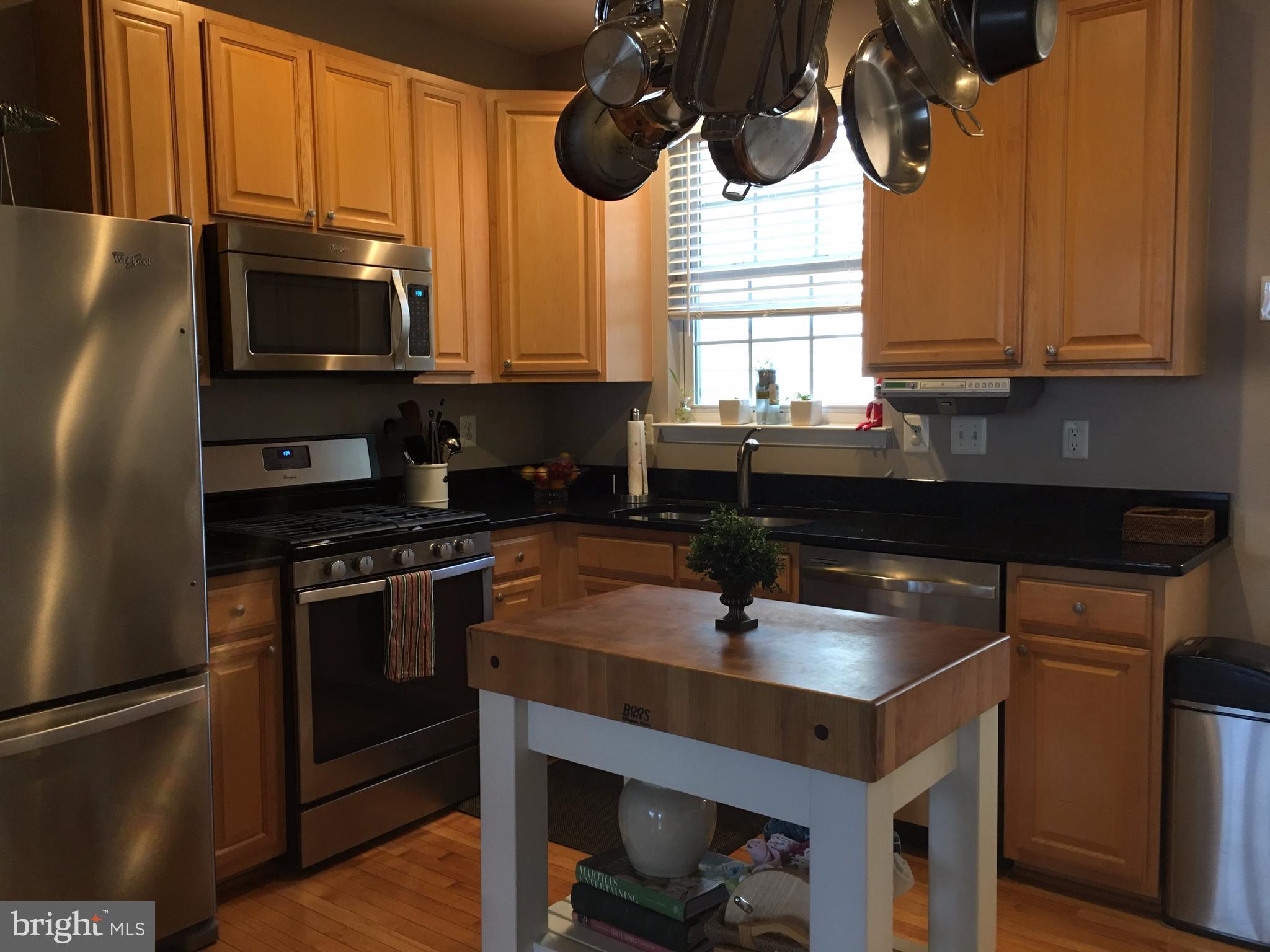 RIVER OAKS - Residential Lease