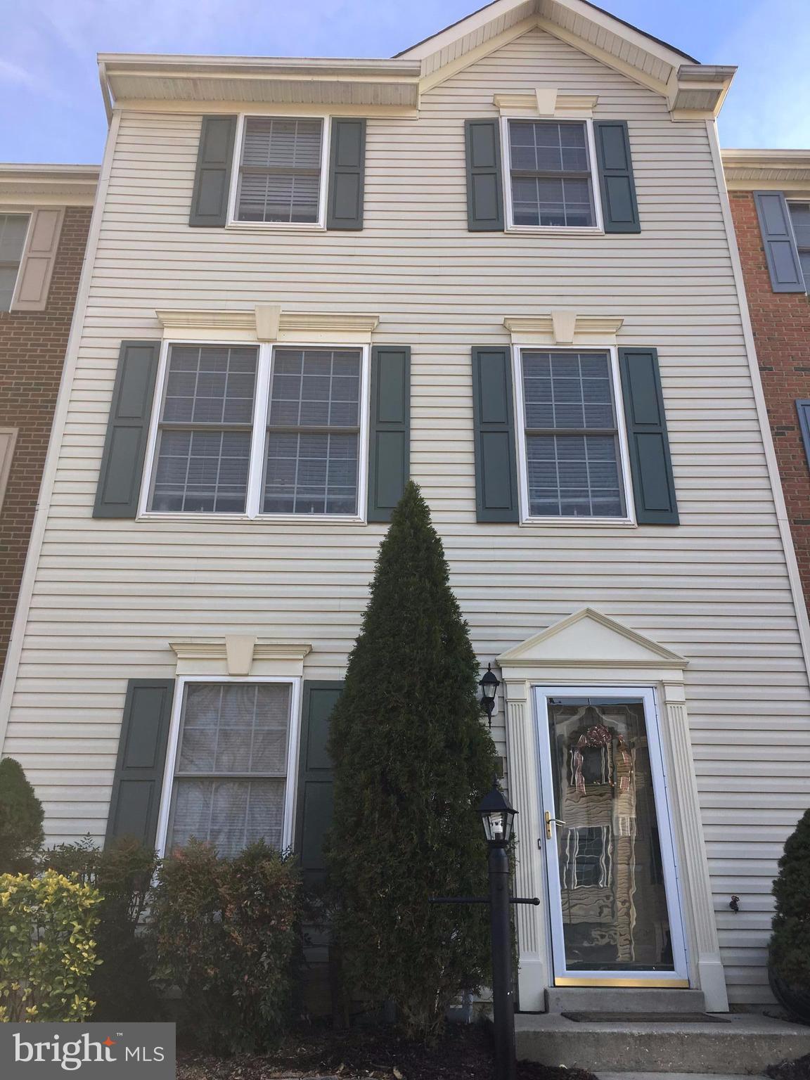 RIVER OAKS - Residential Lease