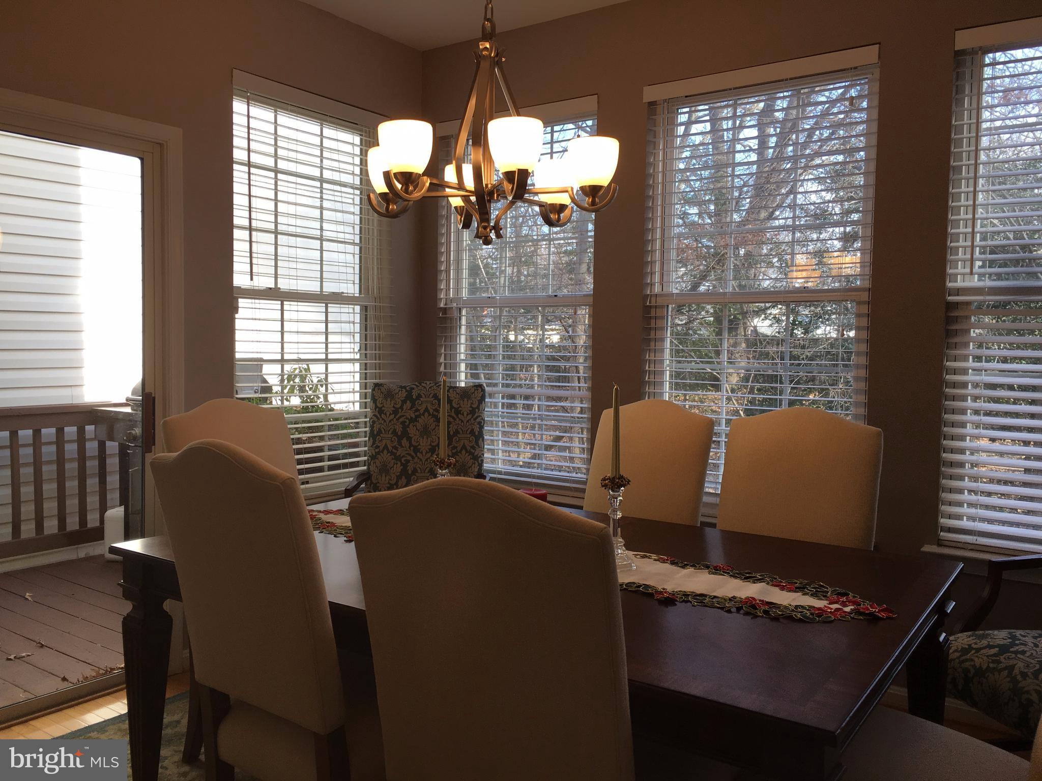 RIVER OAKS - Residential Lease