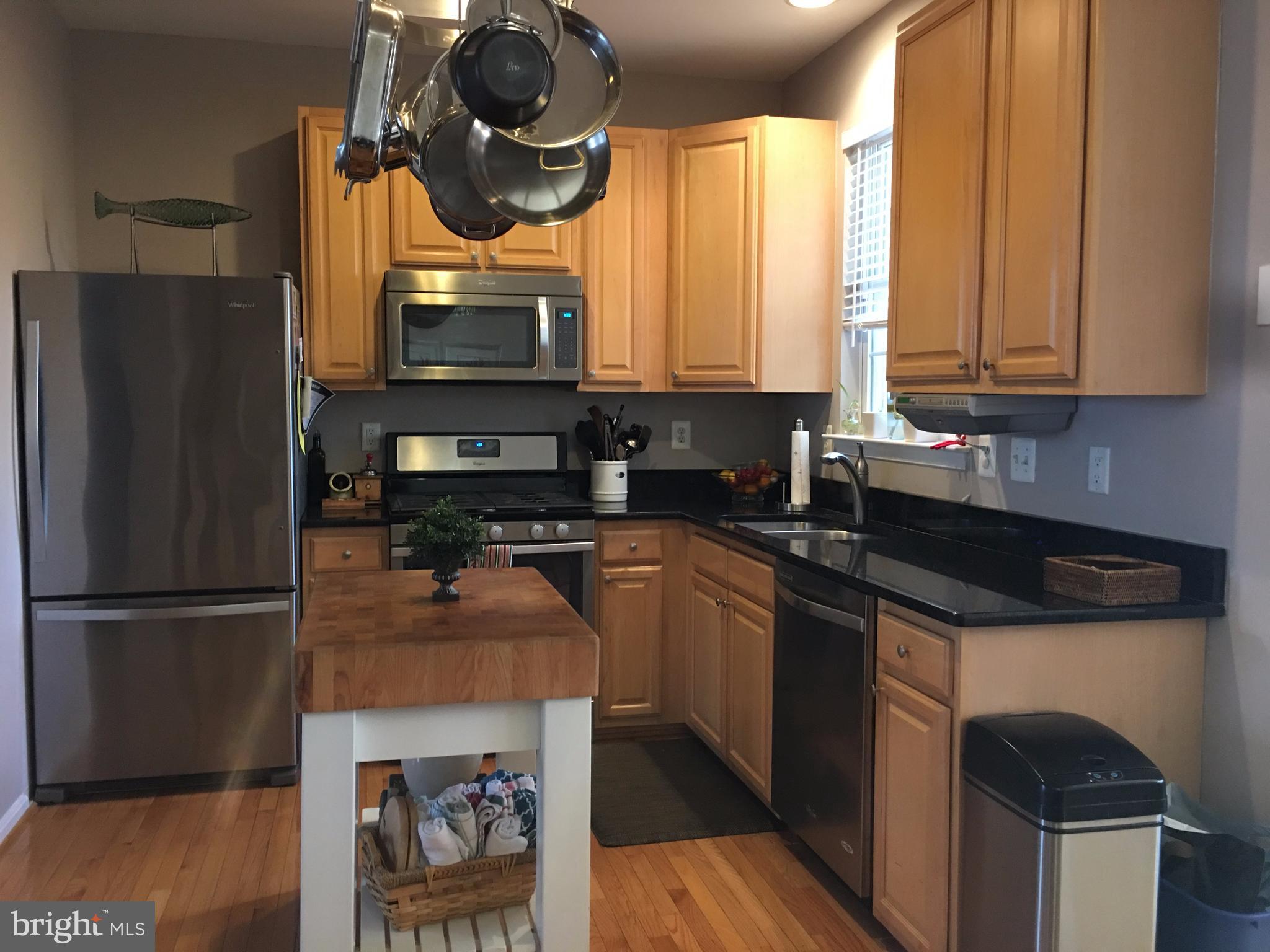 RIVER OAKS - Residential Lease