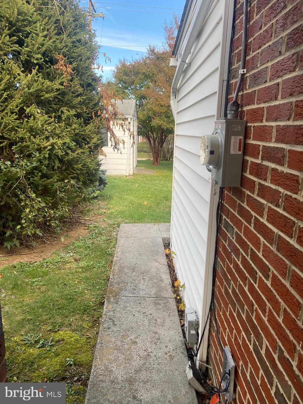 Photo of 914 Kinzel Drive, WINCHESTER, VA 22601 (MLS # VAWI2009240)
