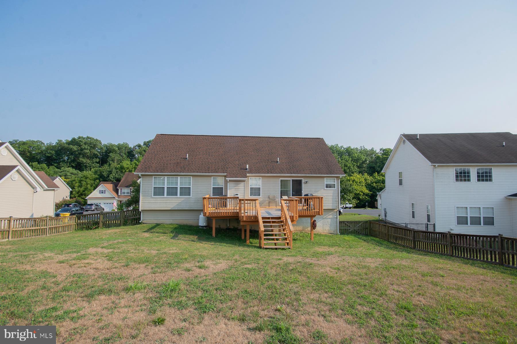 MILLS FARM - Residential