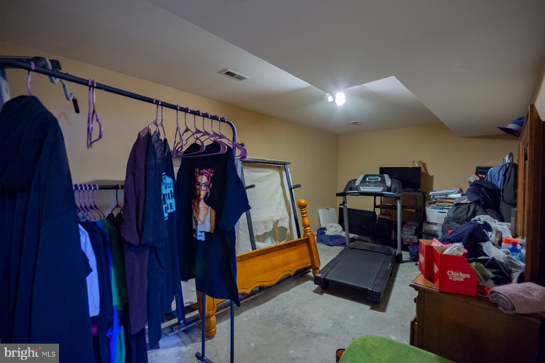 MILLS FARM - Residential