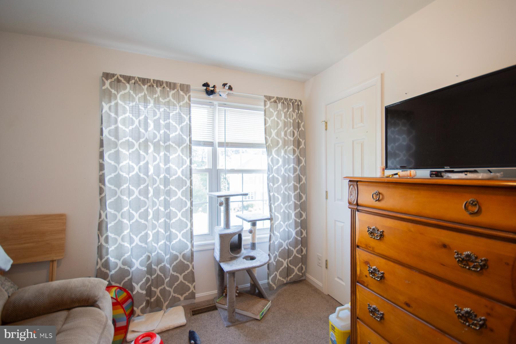 MILLS FARM - Residential