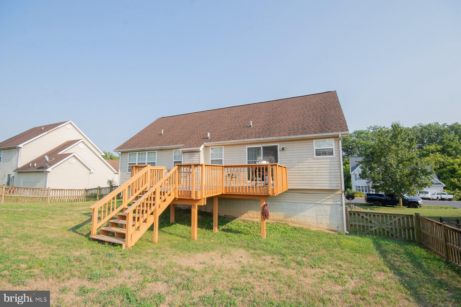 MILLS FARM - Residential