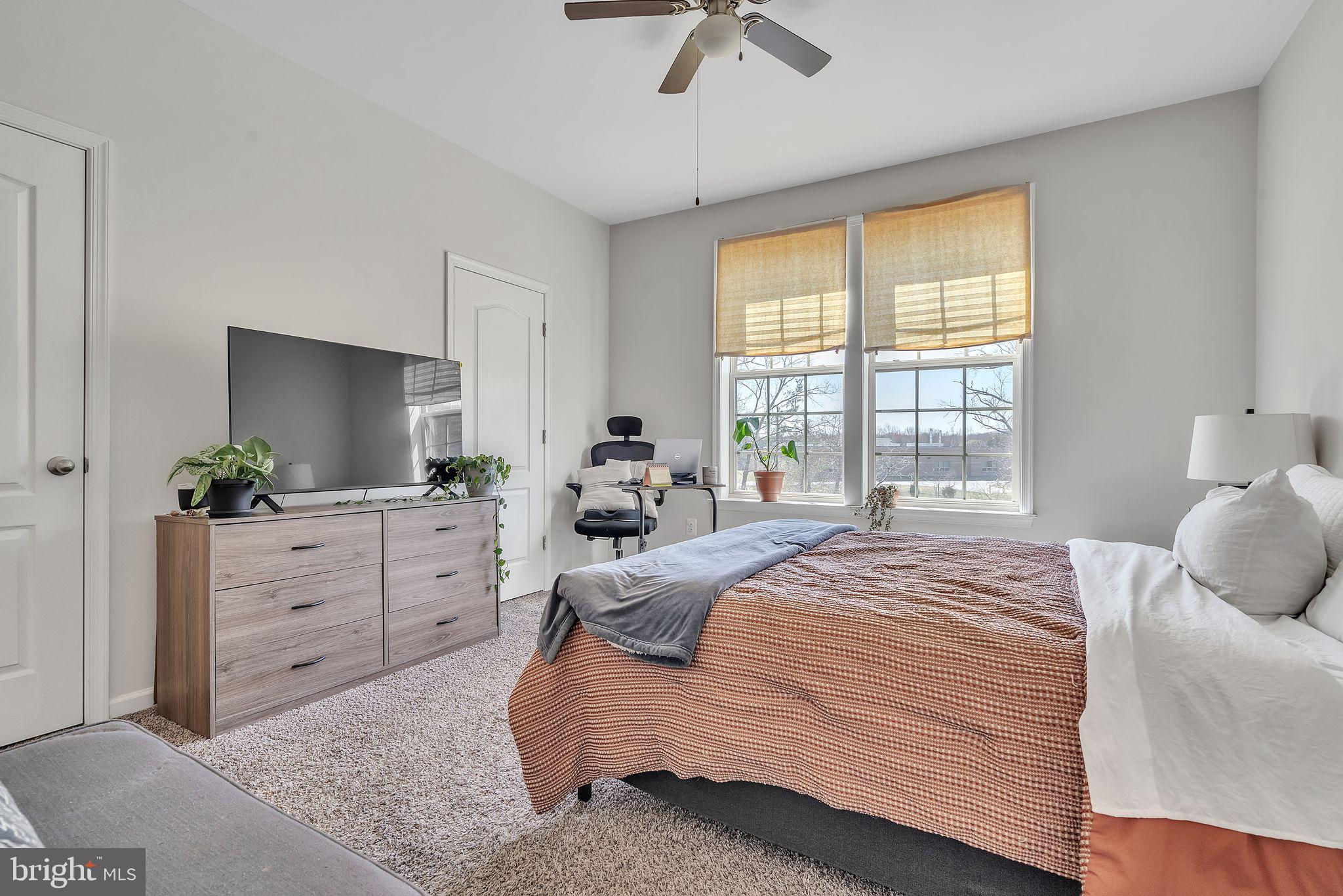 SEVERN HOLLOW - Residential