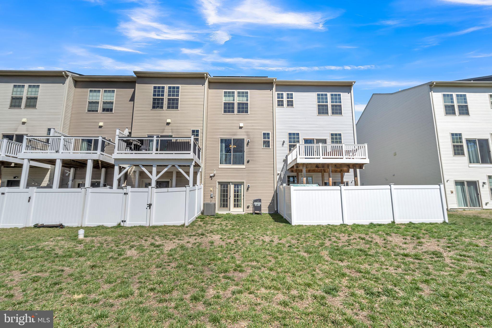 SEVERN HOLLOW - Residential