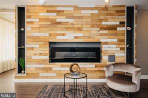 ARLINGTON - Residential