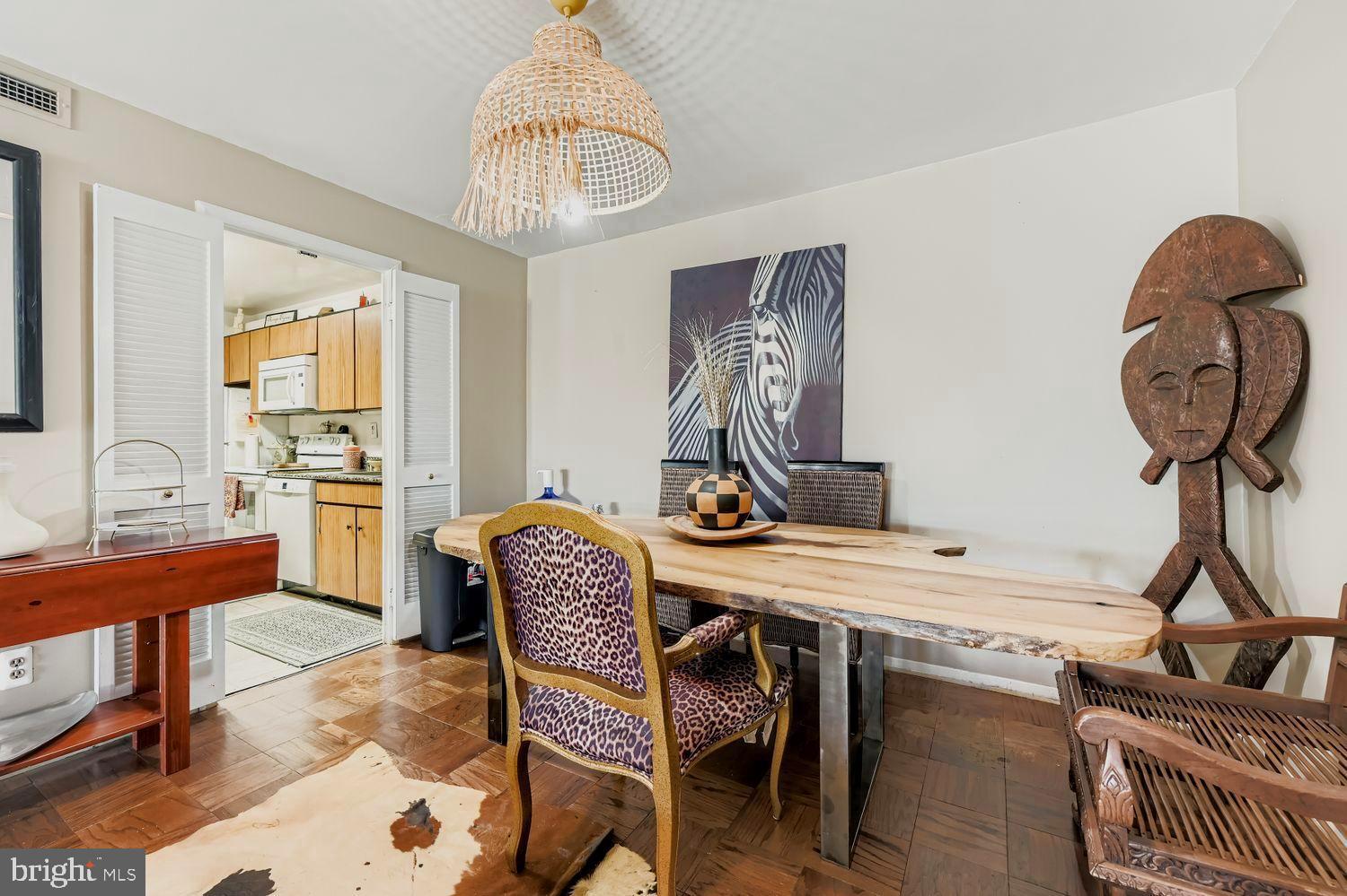 ARLINGTON - Residential