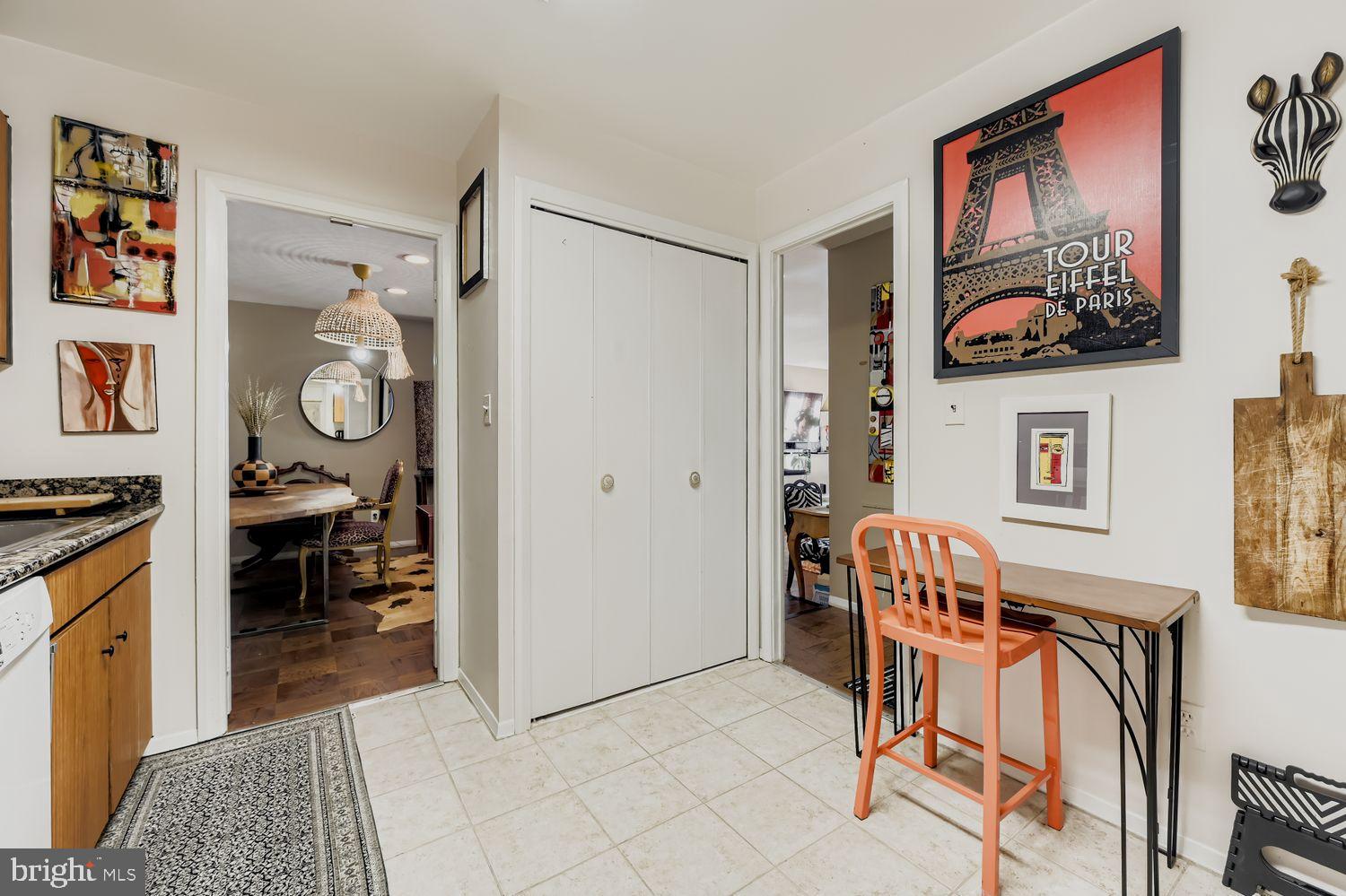 ARLINGTON - Residential