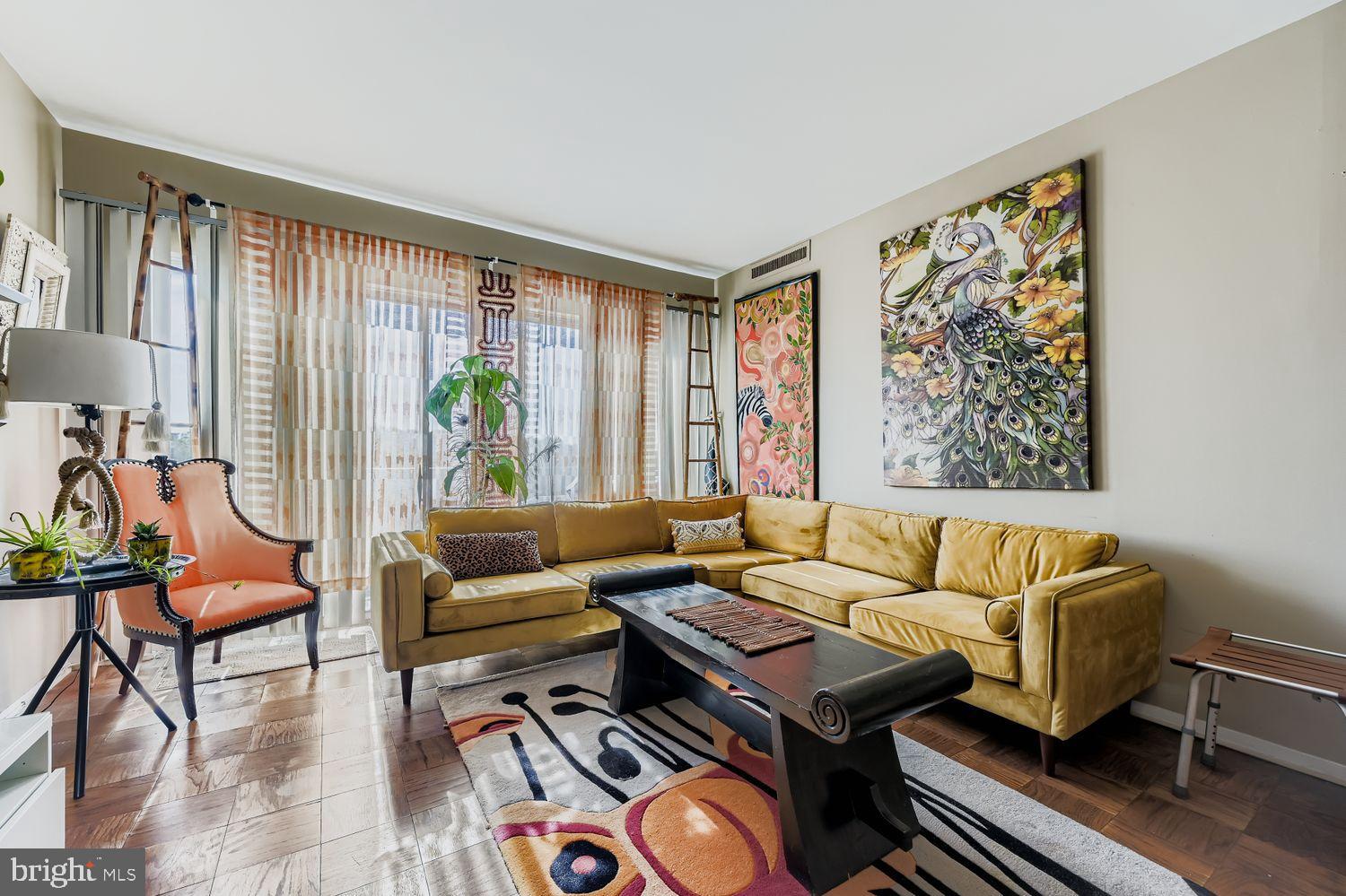 ARLINGTON - Residential