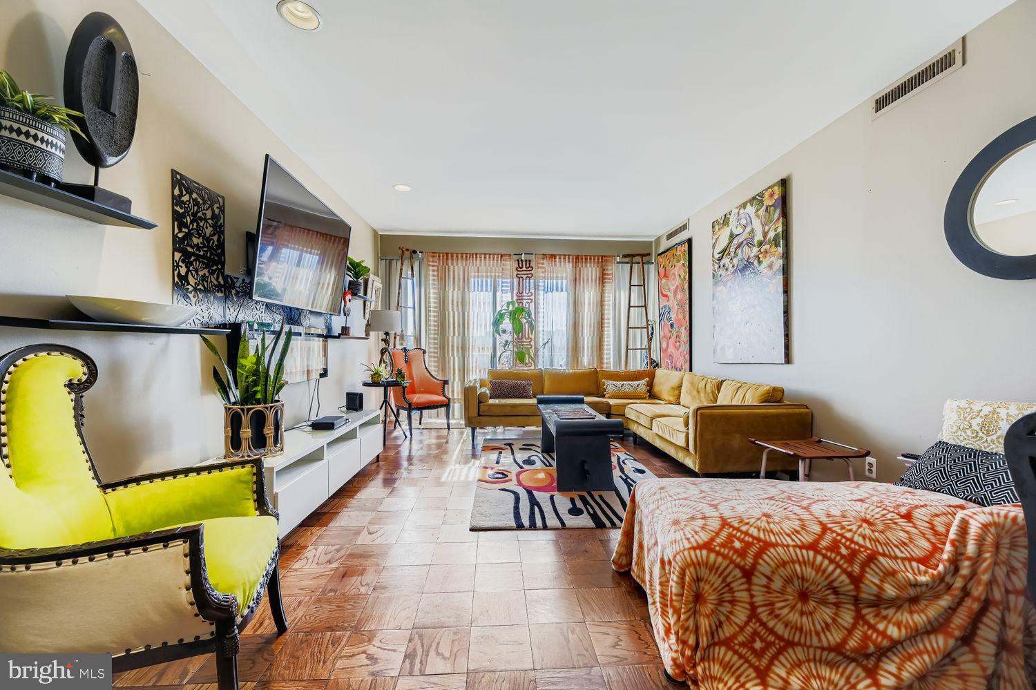 ARLINGTON - Residential