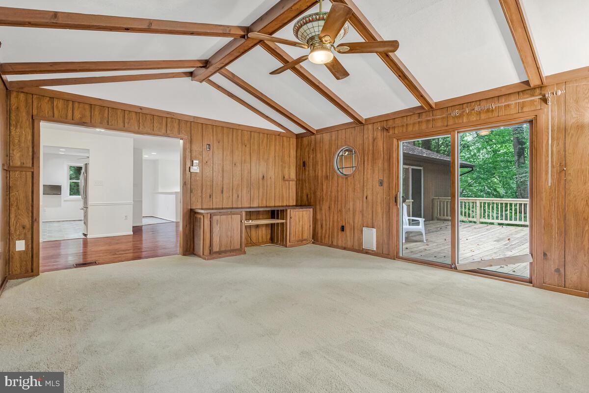 RIDGE VIEW - Residential