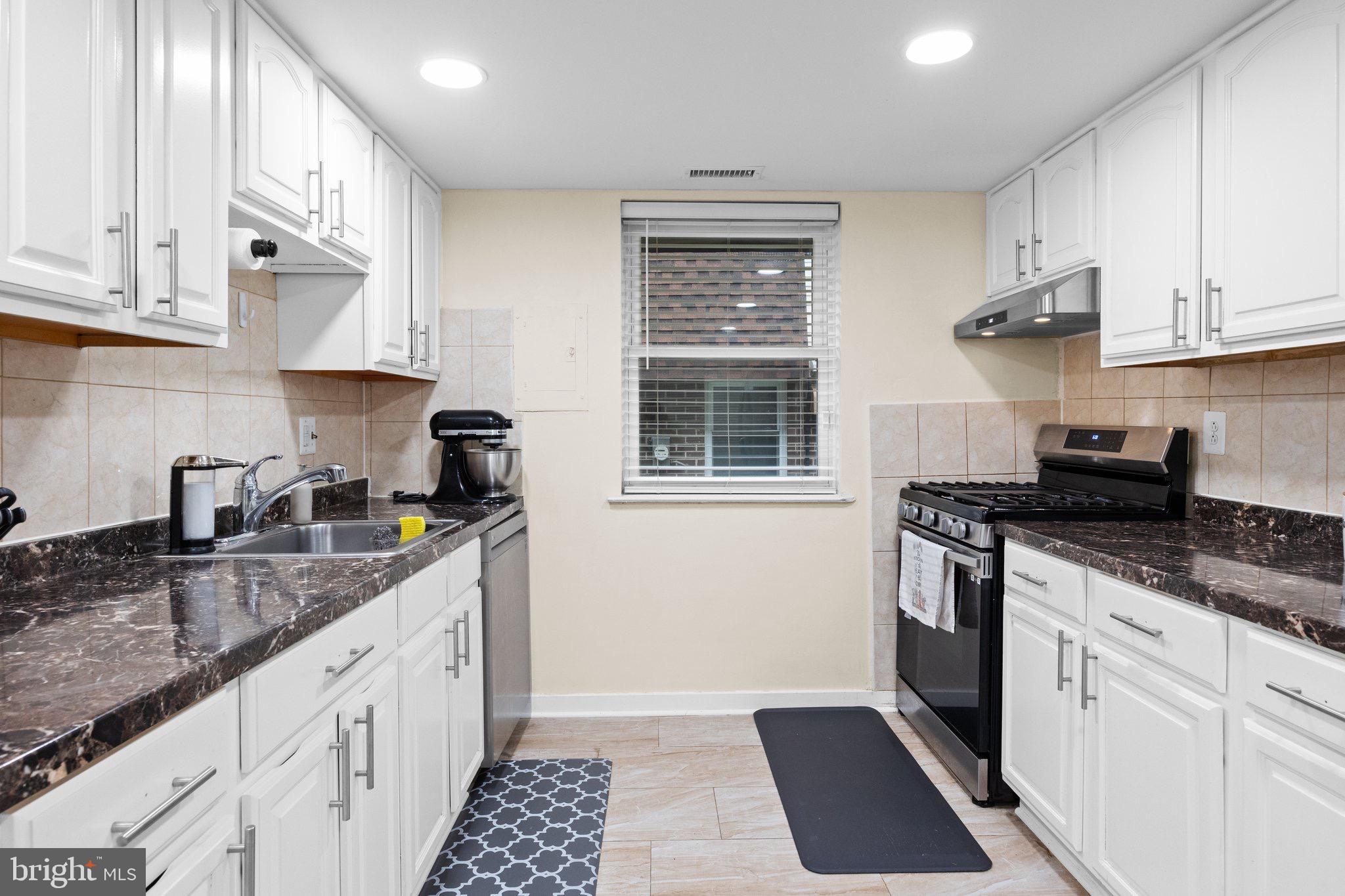 BUSTLETON - Residential