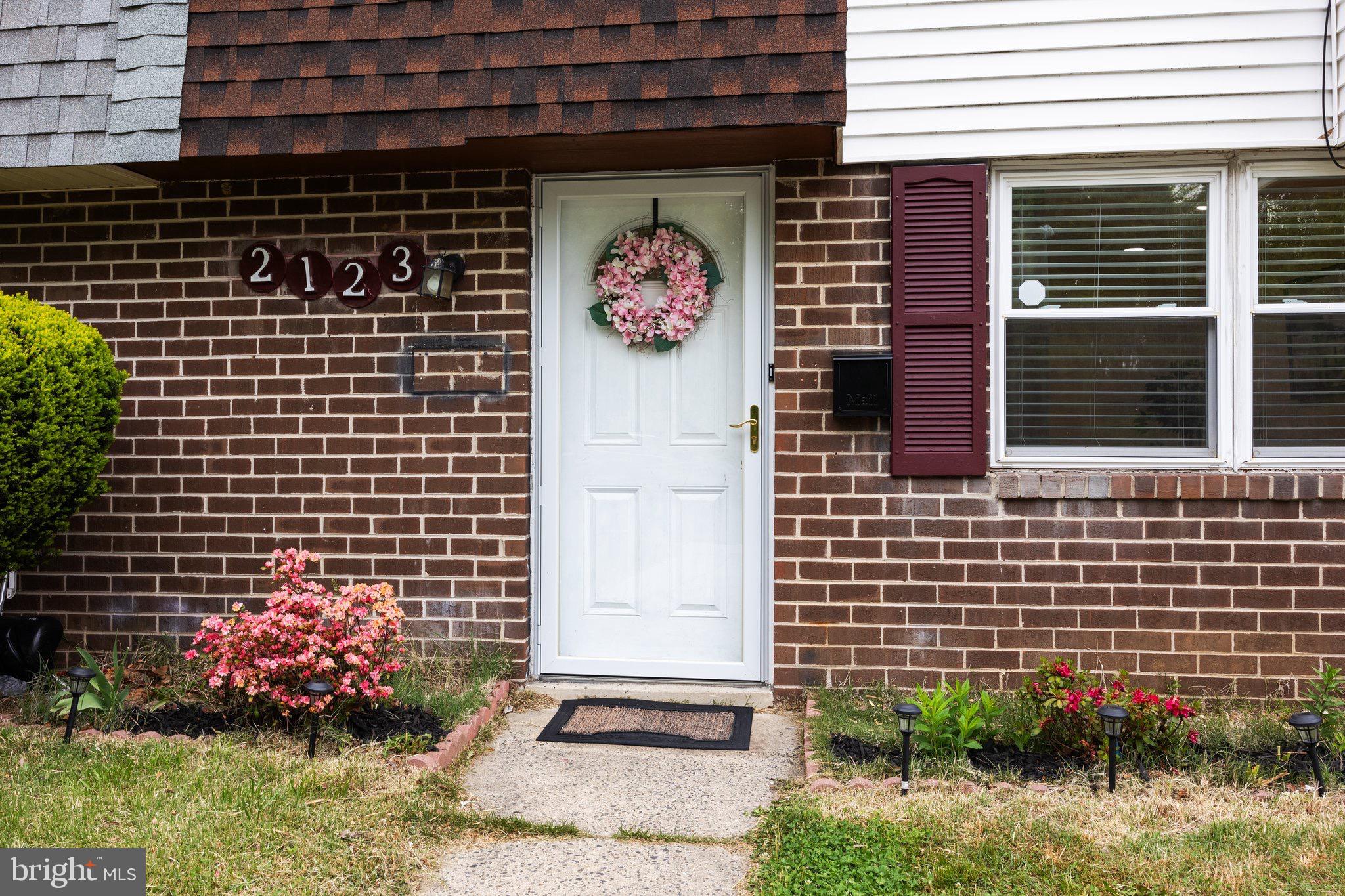 BUSTLETON - Residential