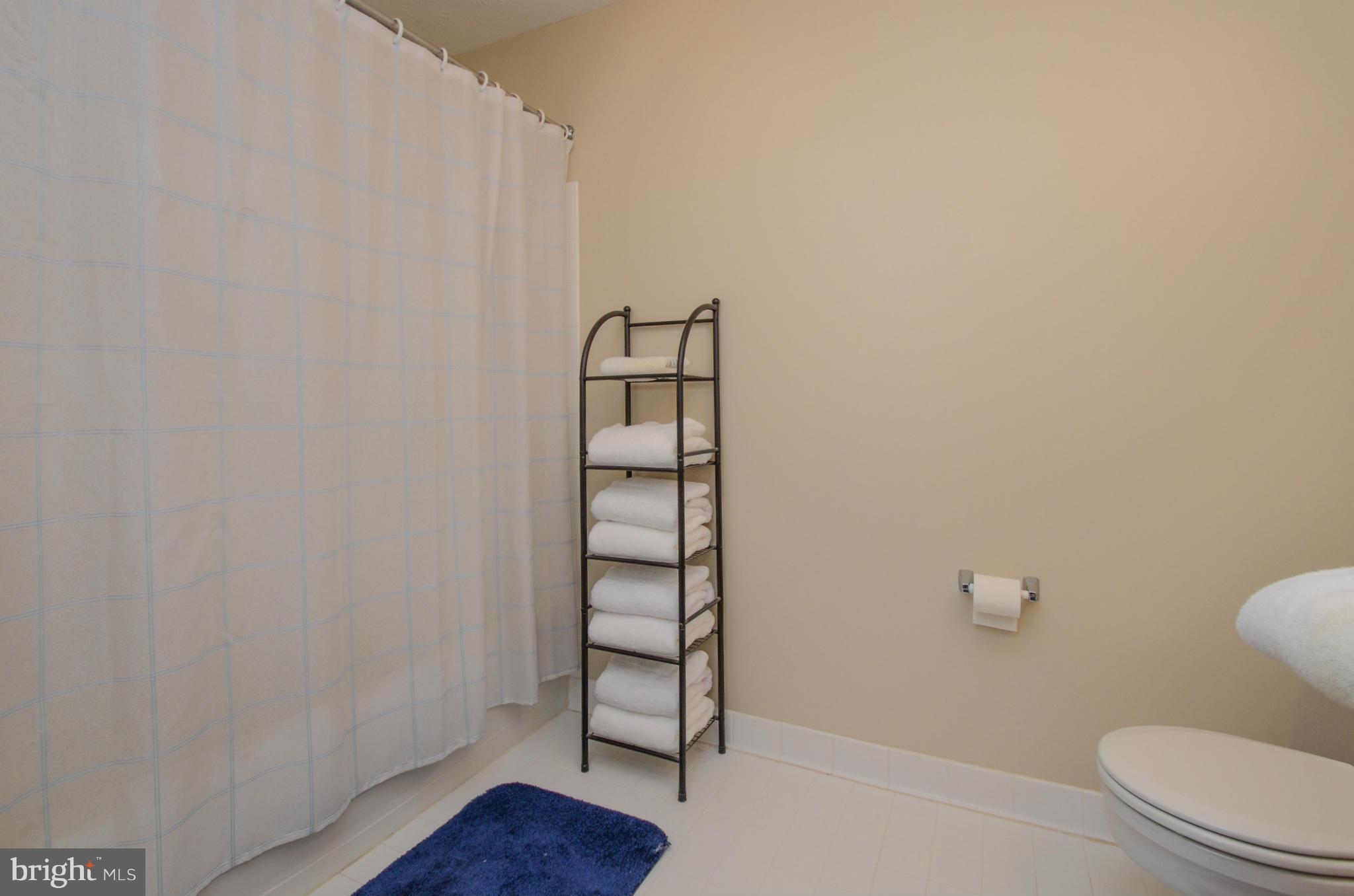 BCKGHM CND@OWGS MS NW TN - Residential