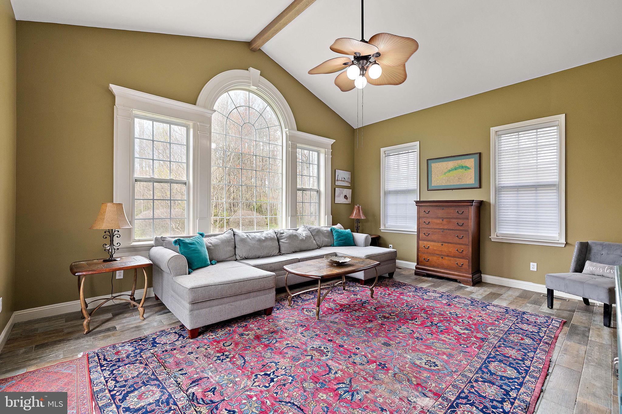 PRESIDENTIAL ESTS - Residential