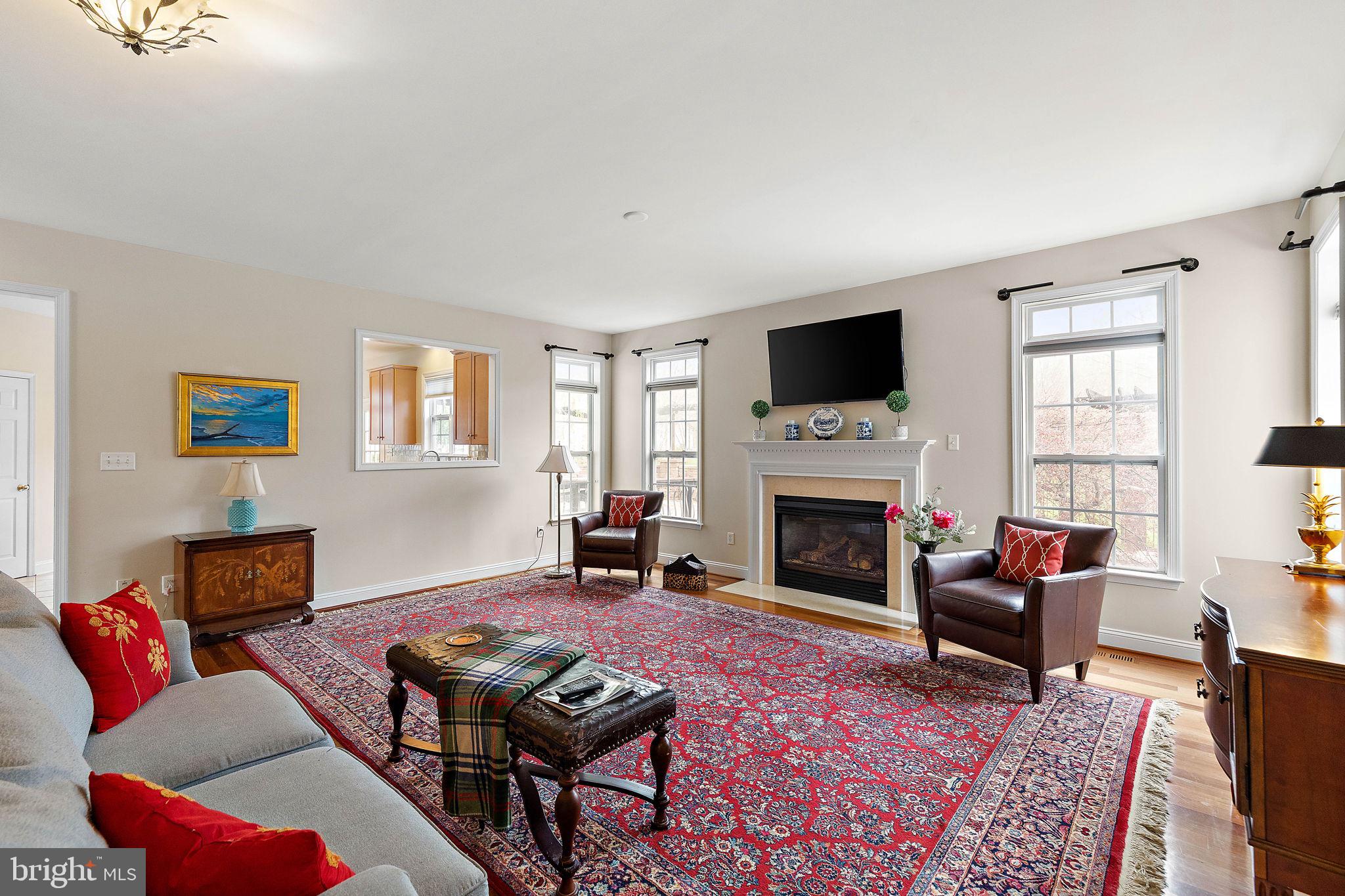 PRESIDENTIAL ESTS - Residential