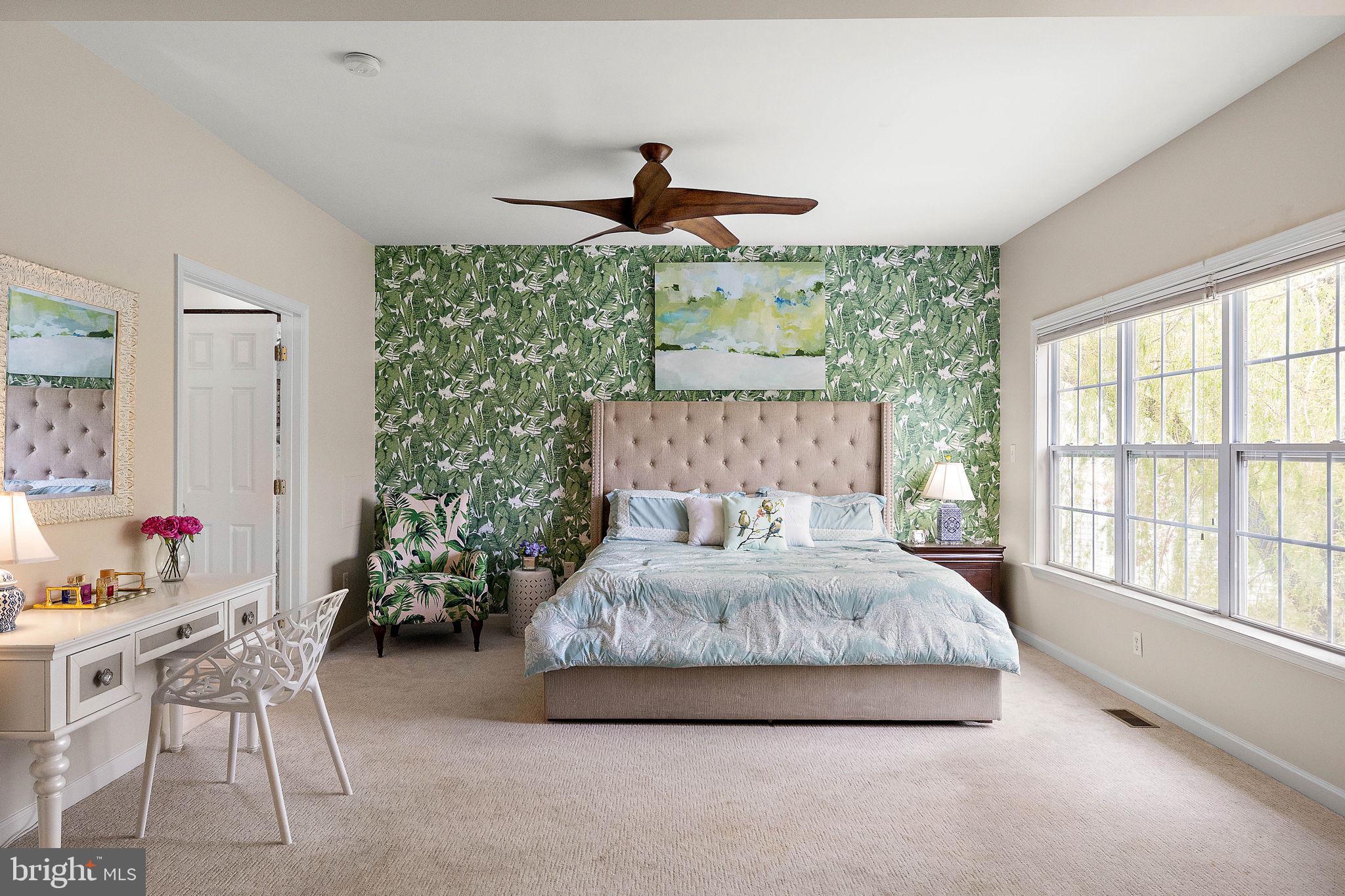 PRESIDENTIAL ESTS - Residential