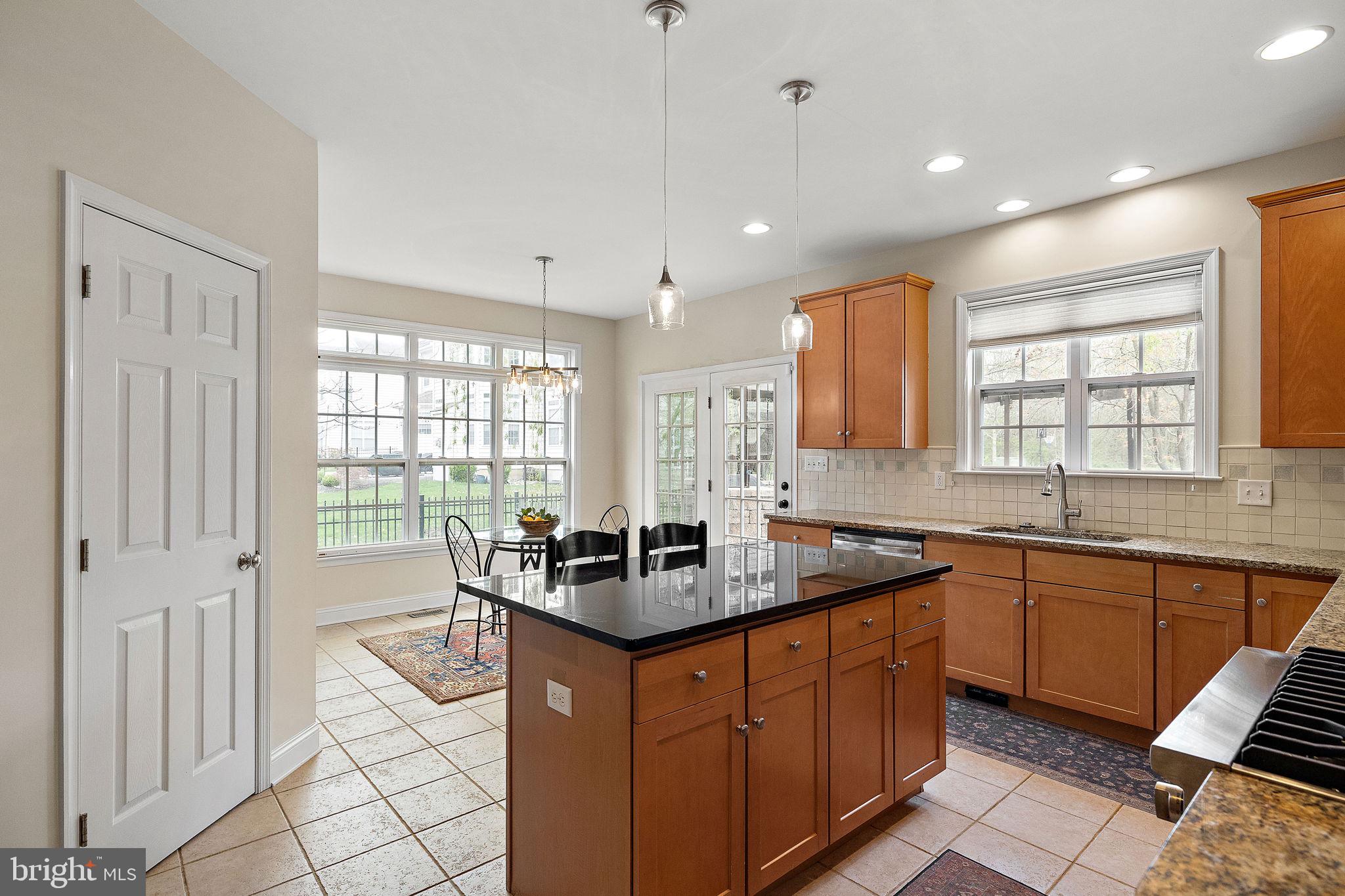 PRESIDENTIAL ESTS - Residential