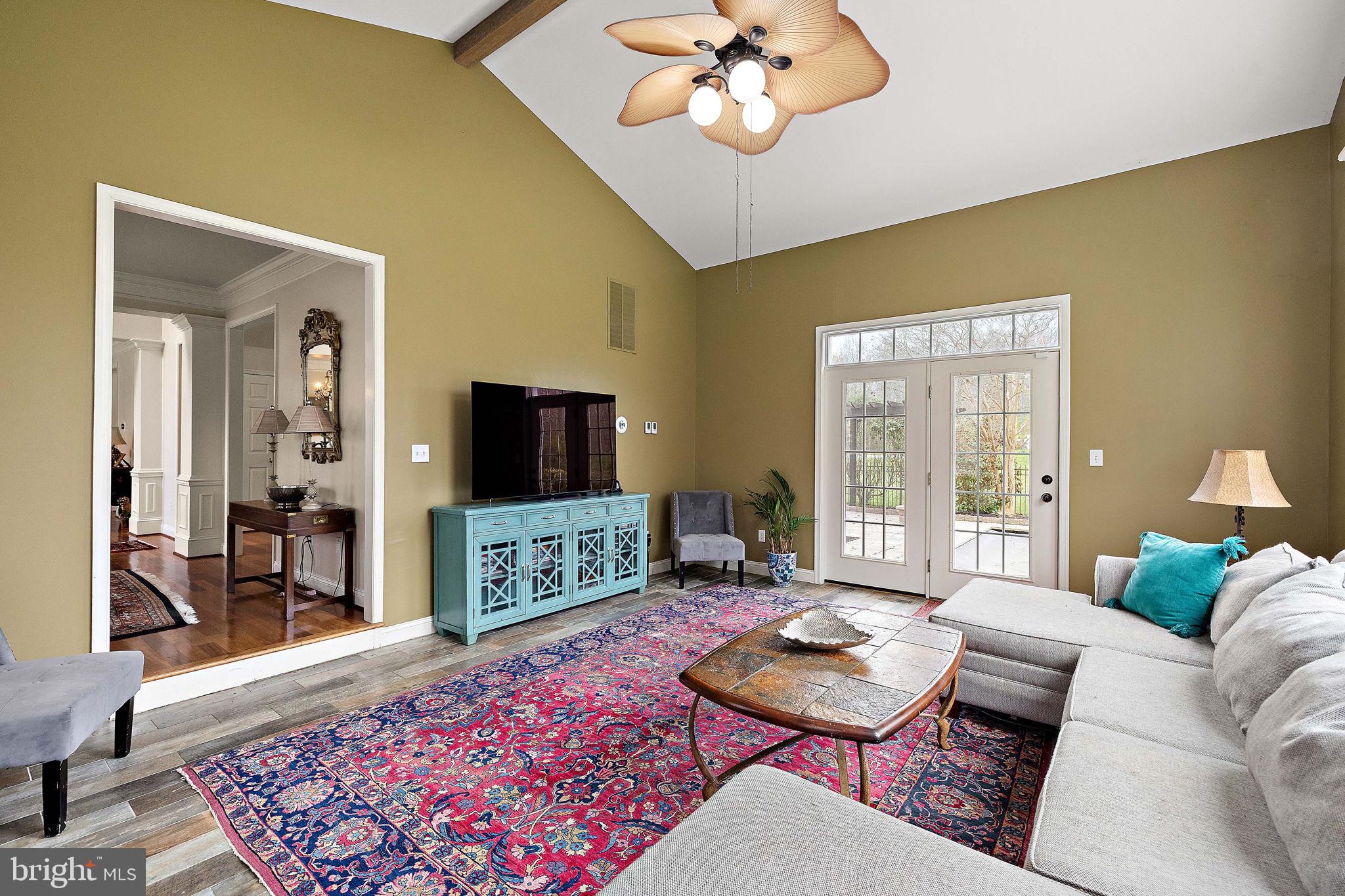 PRESIDENTIAL ESTS - Residential