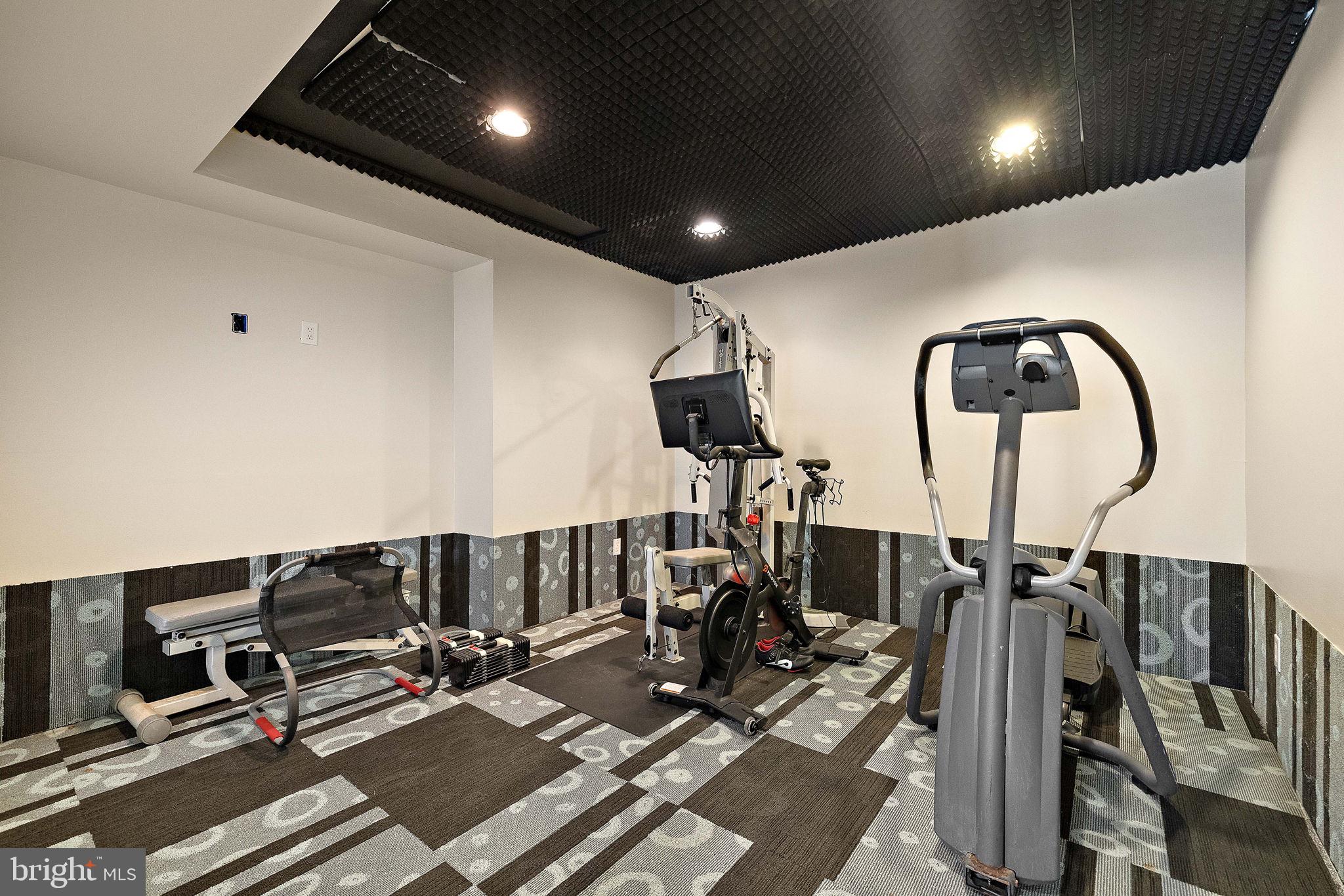 PRESIDENTIAL ESTS - Residential